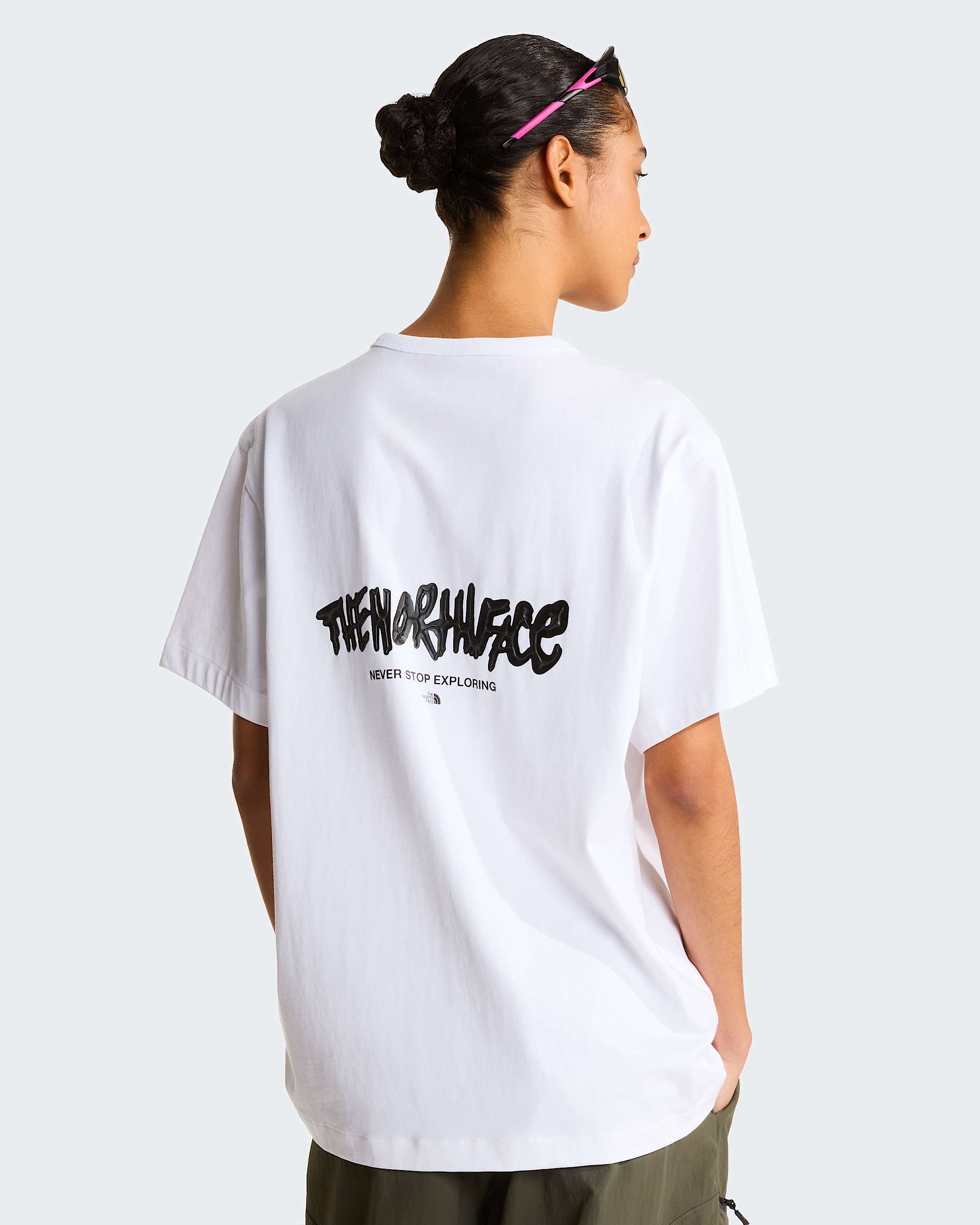Unisex TNF Tag Logo Play TShirt mit lockerer Passform TNF ALT12