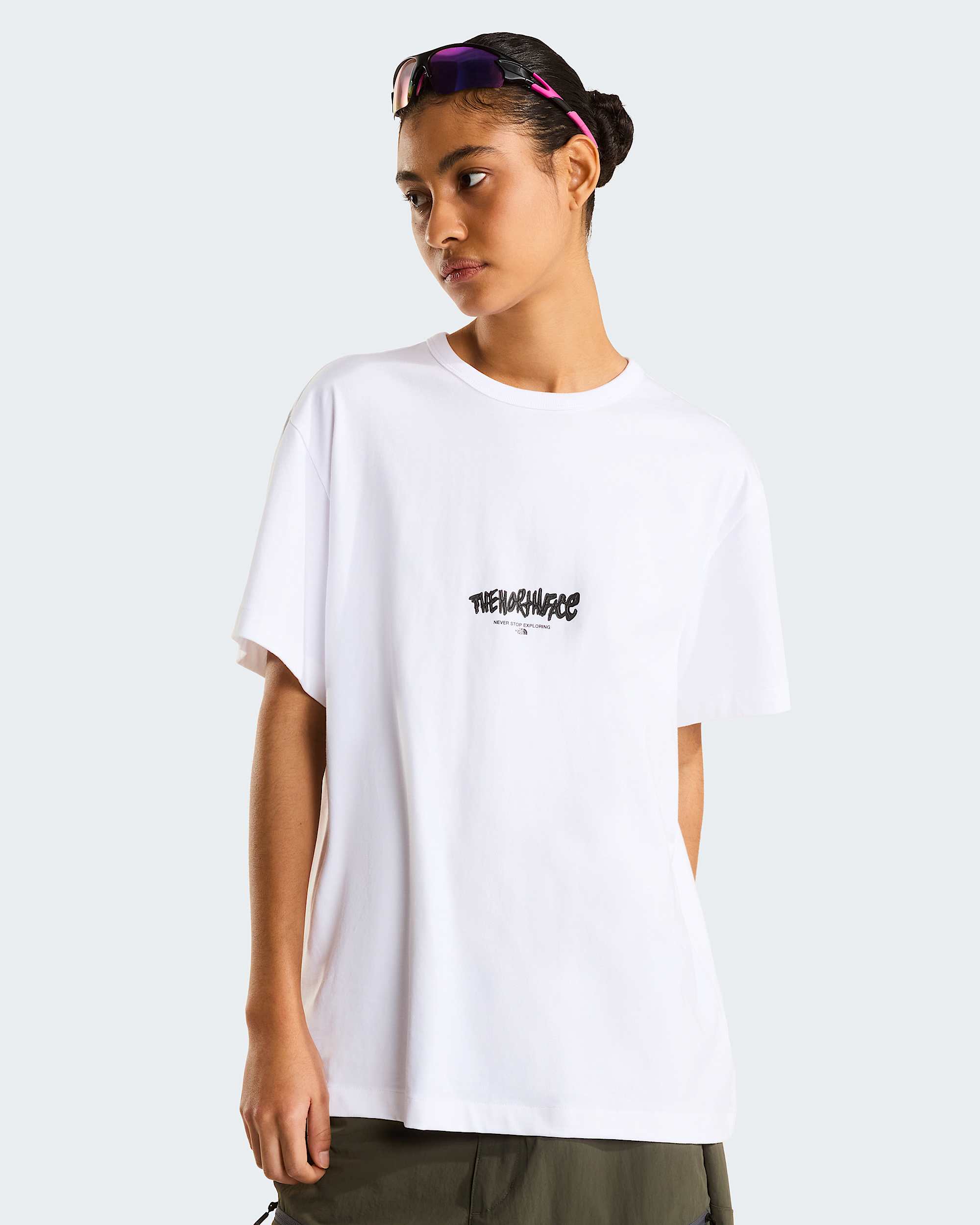 Unisex TNF Tag Logo Play TShirt mit lockerer Passform TNF ALT13