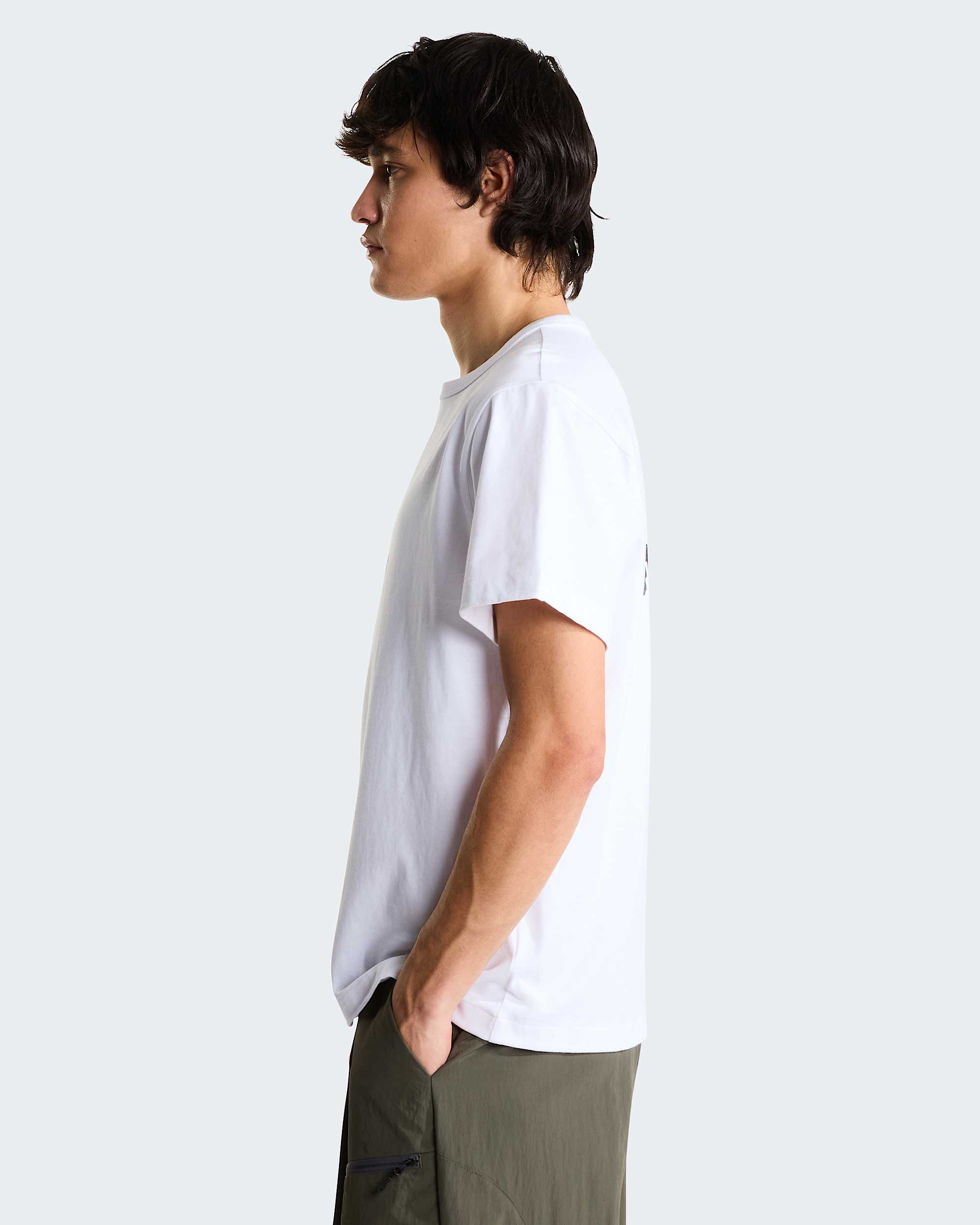 Unisex TNF Tag Logo Play TShirt mit lockerer Passform TNF ALT5