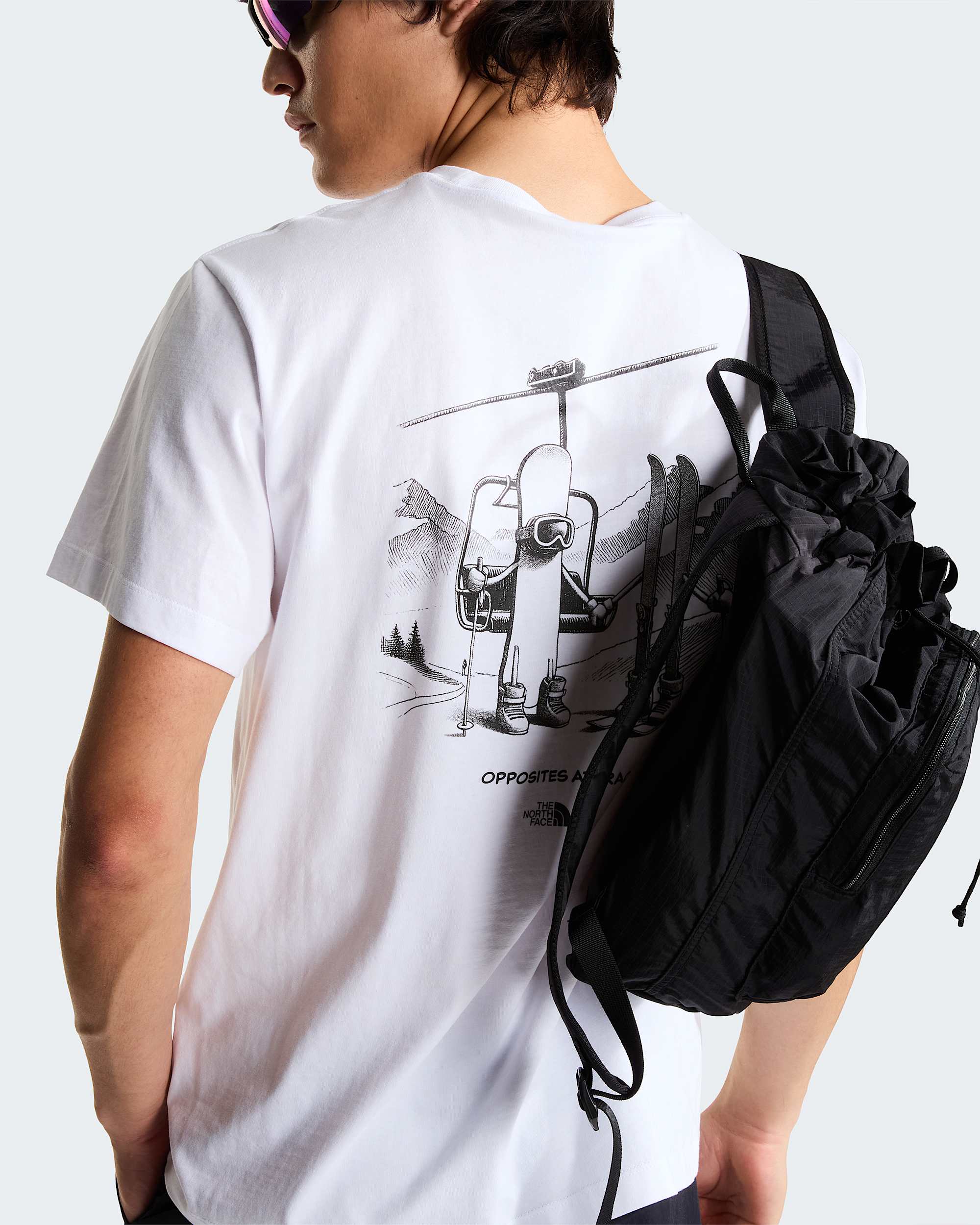 Unisex Opposites Attract Relaxed Graphic TShirt TNF ALT8