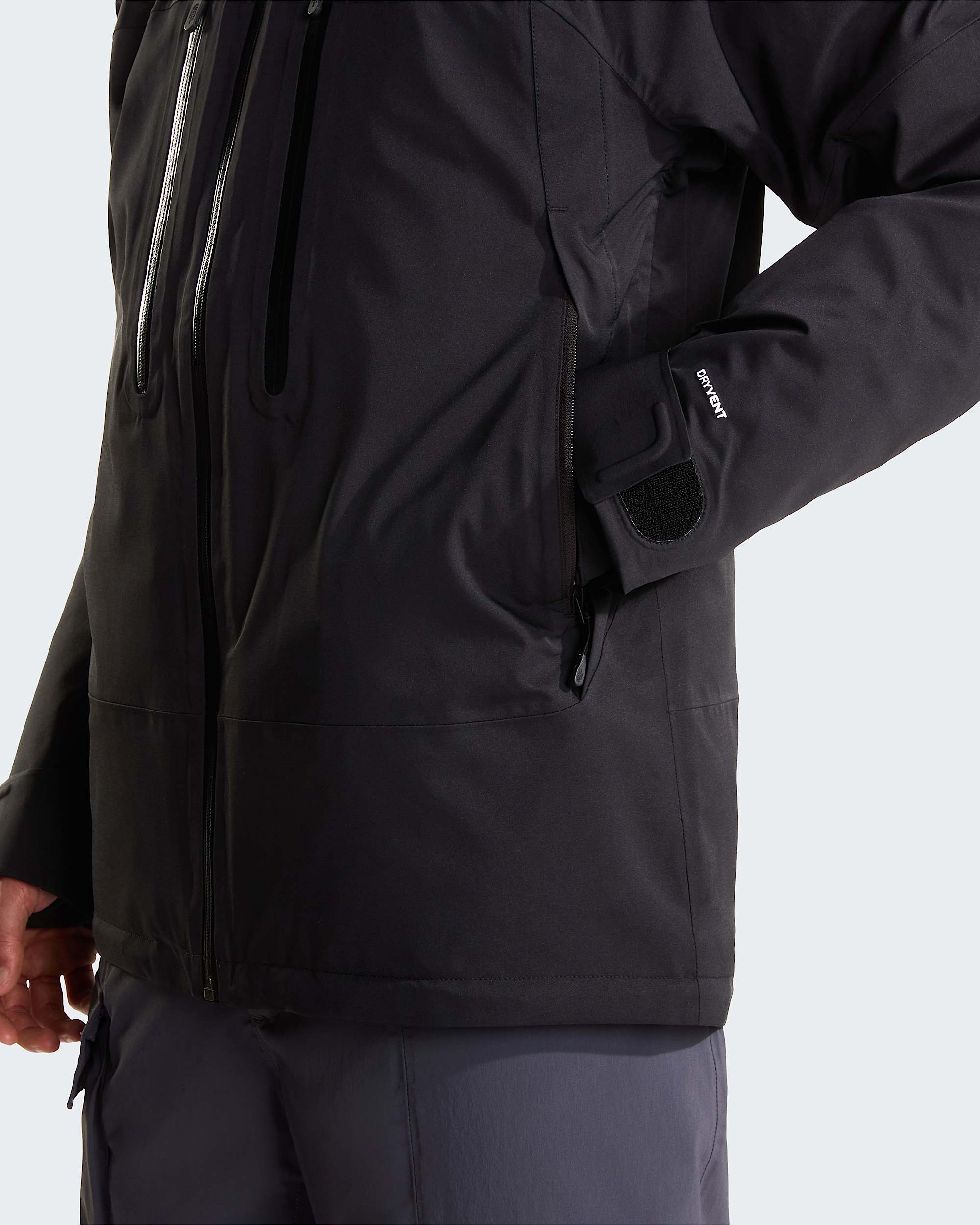 Mens Chakal Jacket TNF ALT10