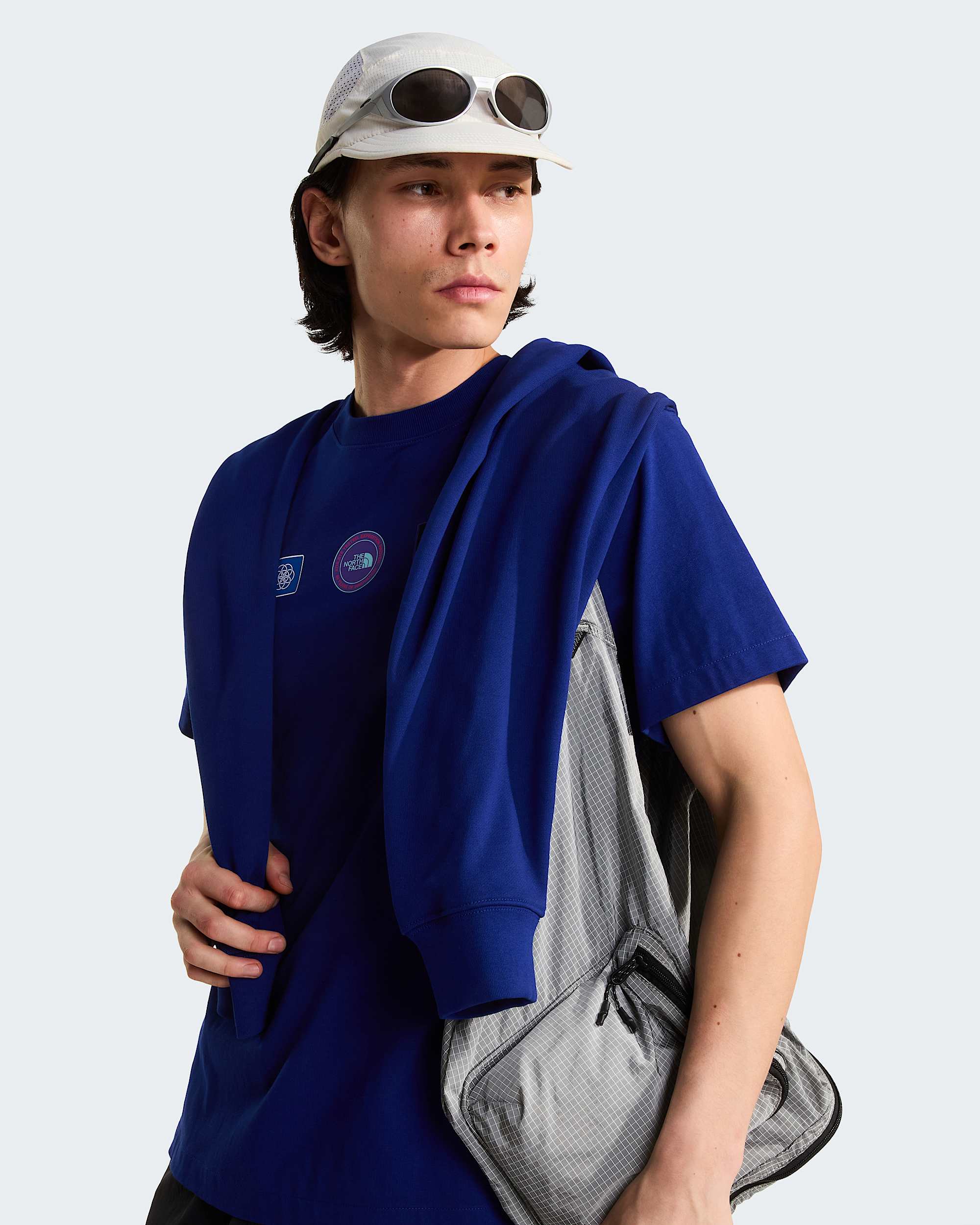 Unisex Explorer Badges Relaxed Graphic TShirt TNF ALT5