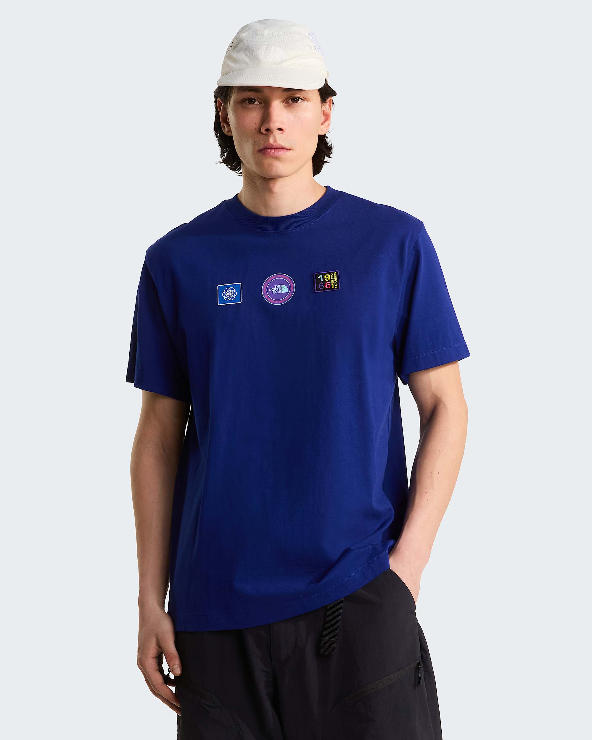 Unisex Explorer Badges Relaxed Graphic TShirt TNF HERO