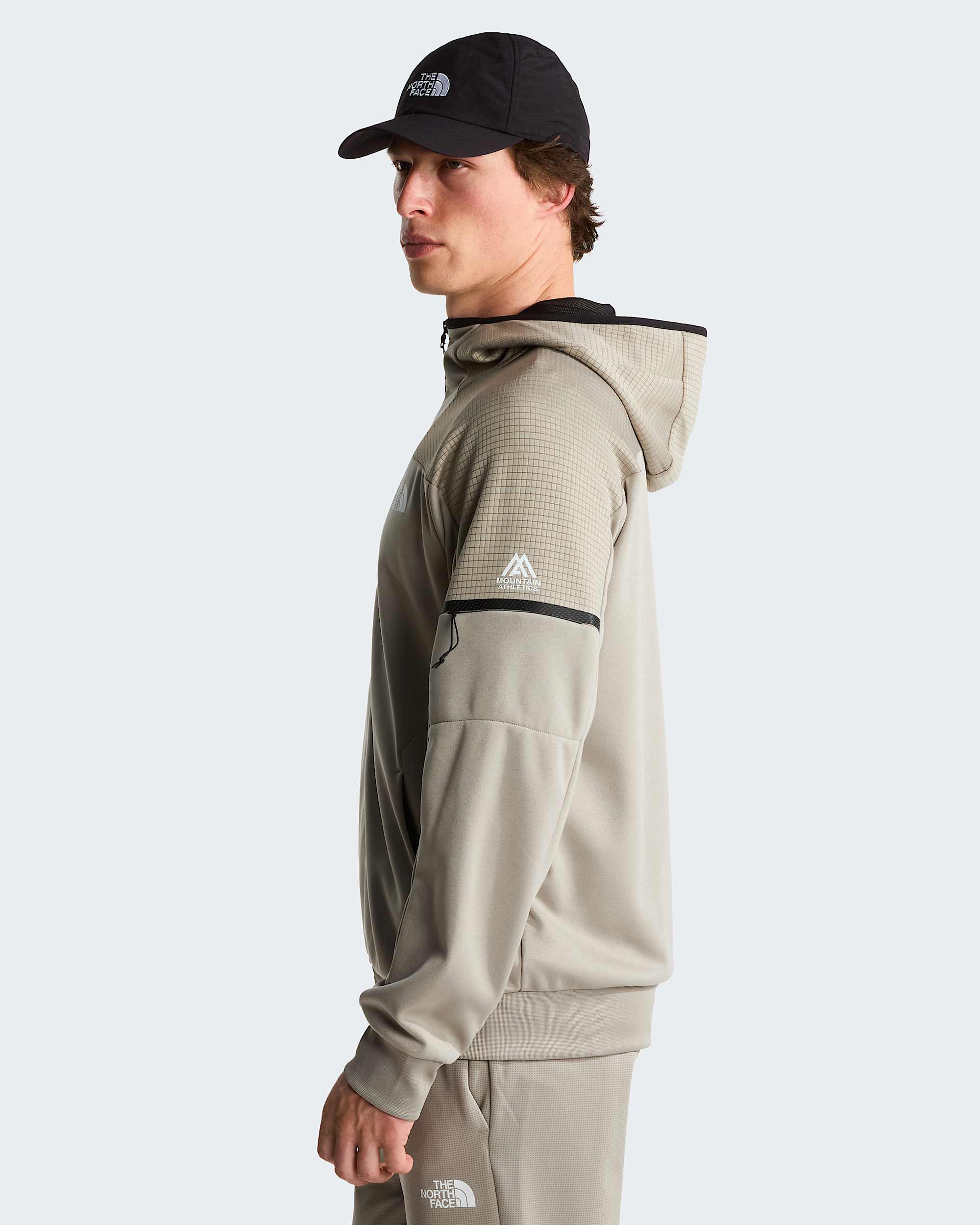 Mens Mountain Athletics Hooded Fleece 20 TNF ALT2