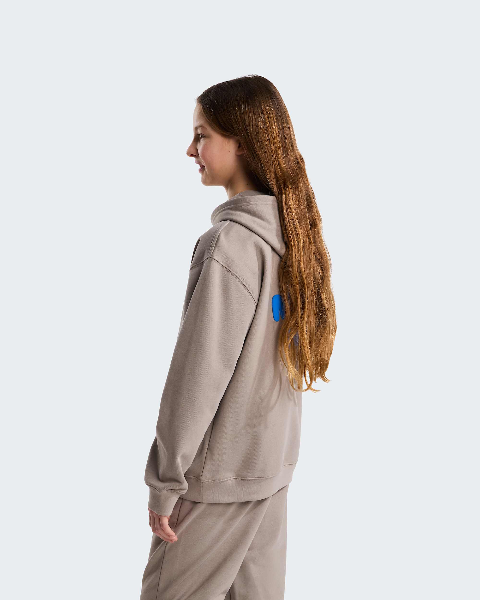 Explore Fonts Relaxed Graphic Hoodie fr Teenager TNF ALT15