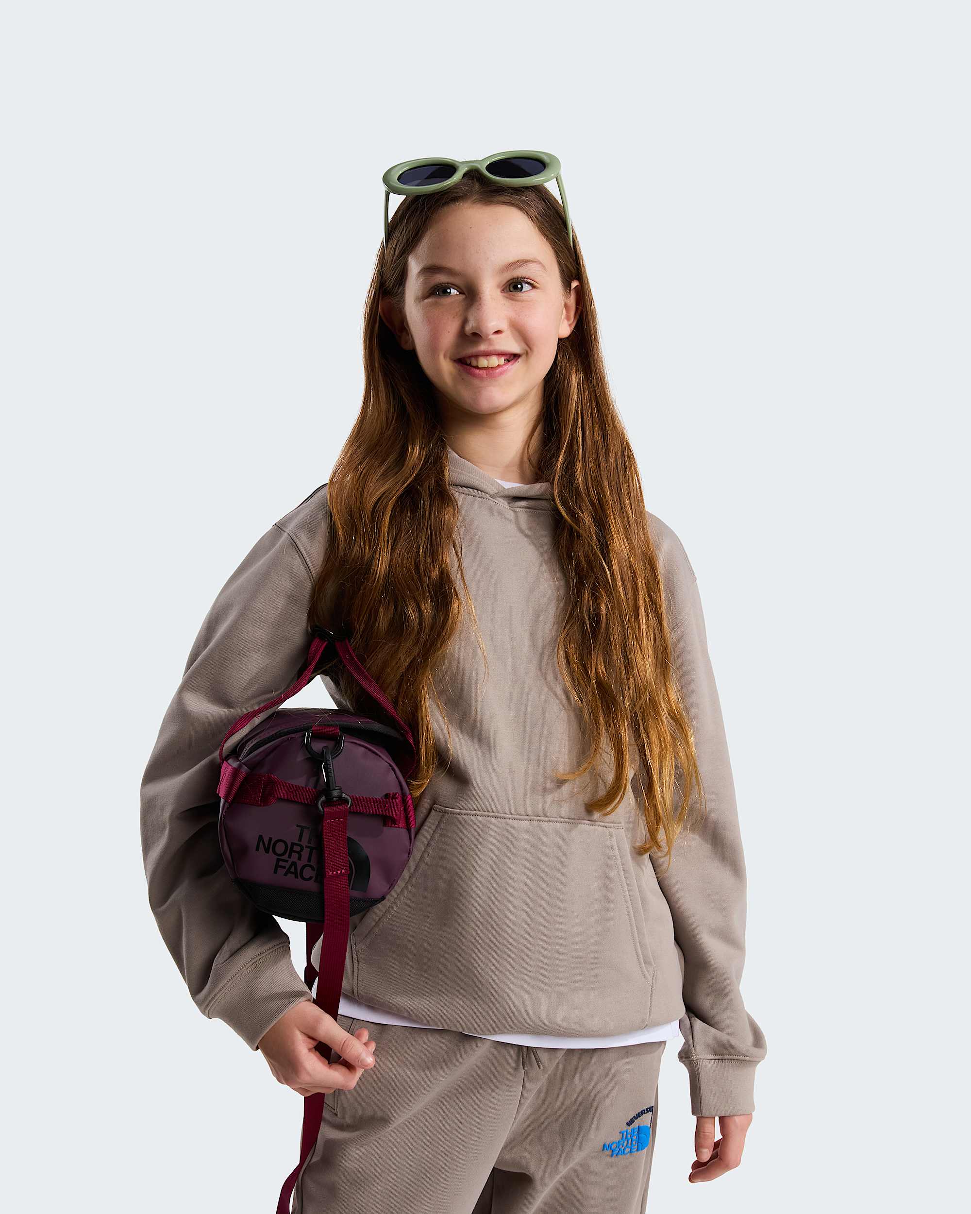 Explore Fonts Relaxed Graphic Hoodie fr Teenager TNF ALT16