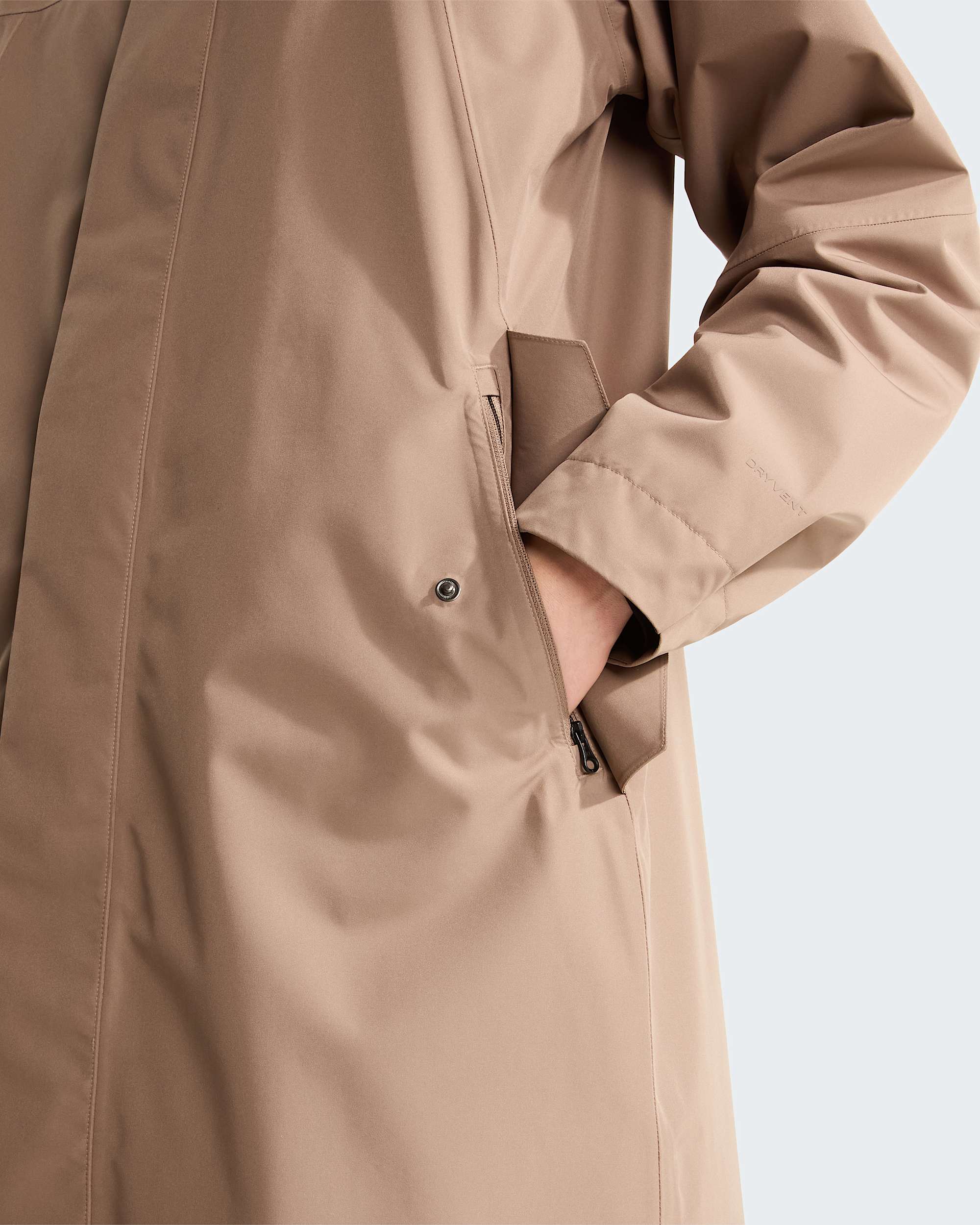 Womens New Nukabira Shell Parka TNF ALT7