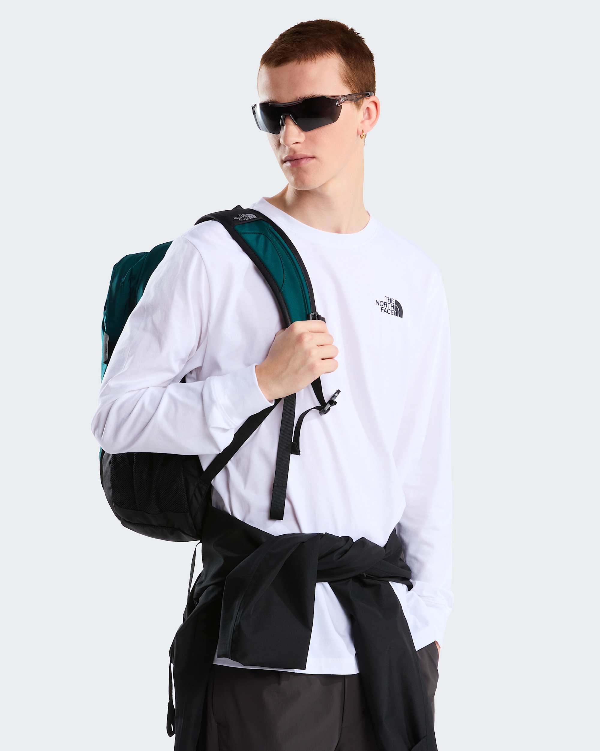 north face grey borealis classic backpack The 29-Litre the adjustable straps make it comfortable to wear for long periods of time The North Face Borealis Classic