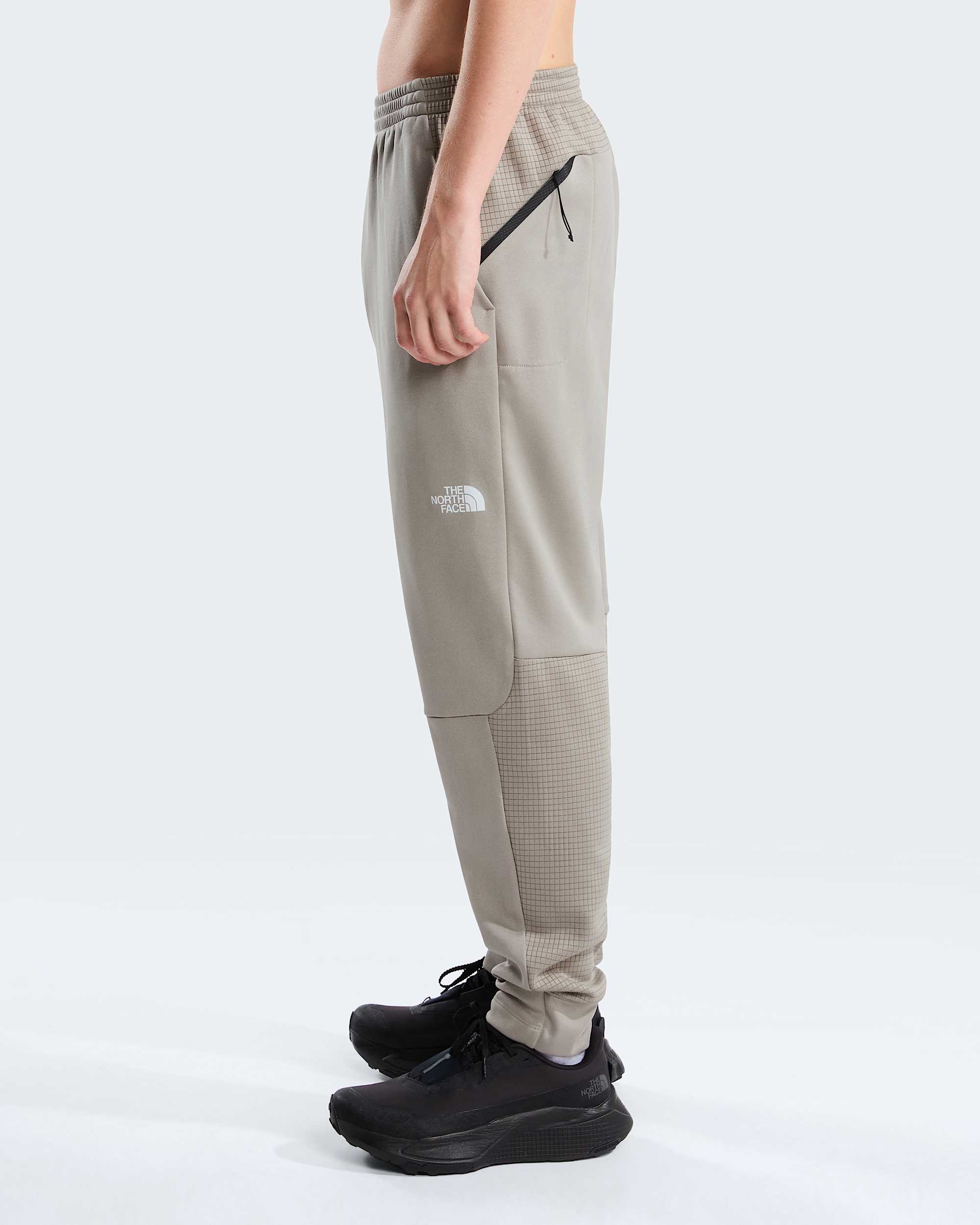 Mens Mountain Athletics Fleece Joggers 20 TNF ALT2