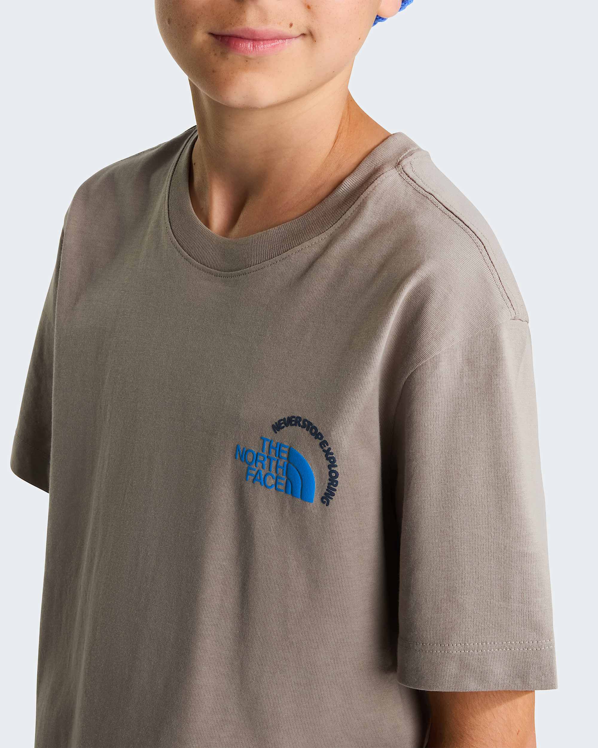 Explore Fonts Relaxed Graphic TShirt fr Teenager TNF ALT4