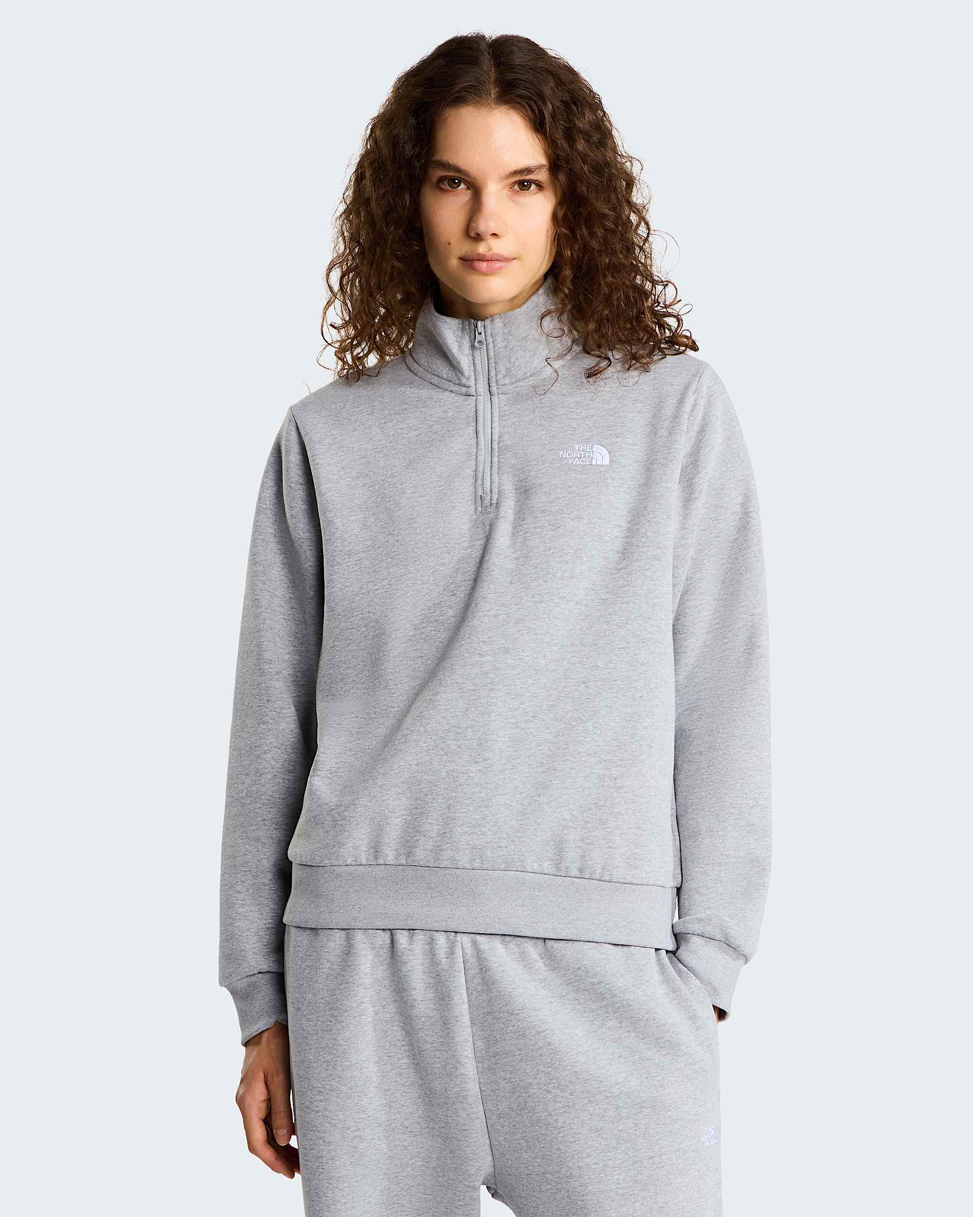 Damen Evolution Simple Dome Regular Sweatshirt mit 14Reiverschluss TNF hero