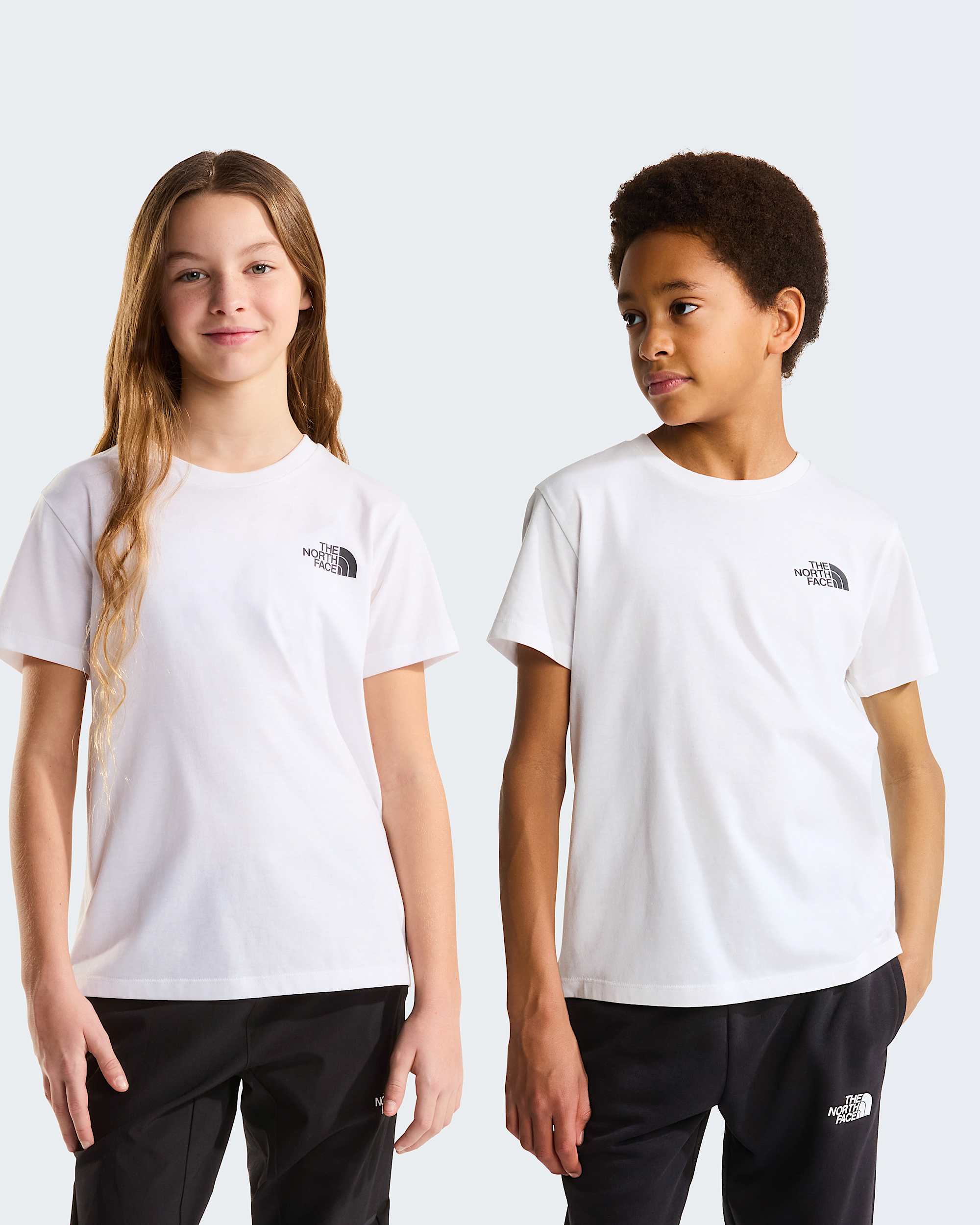 Camiseta Simple Dome para nios TNF alt4
