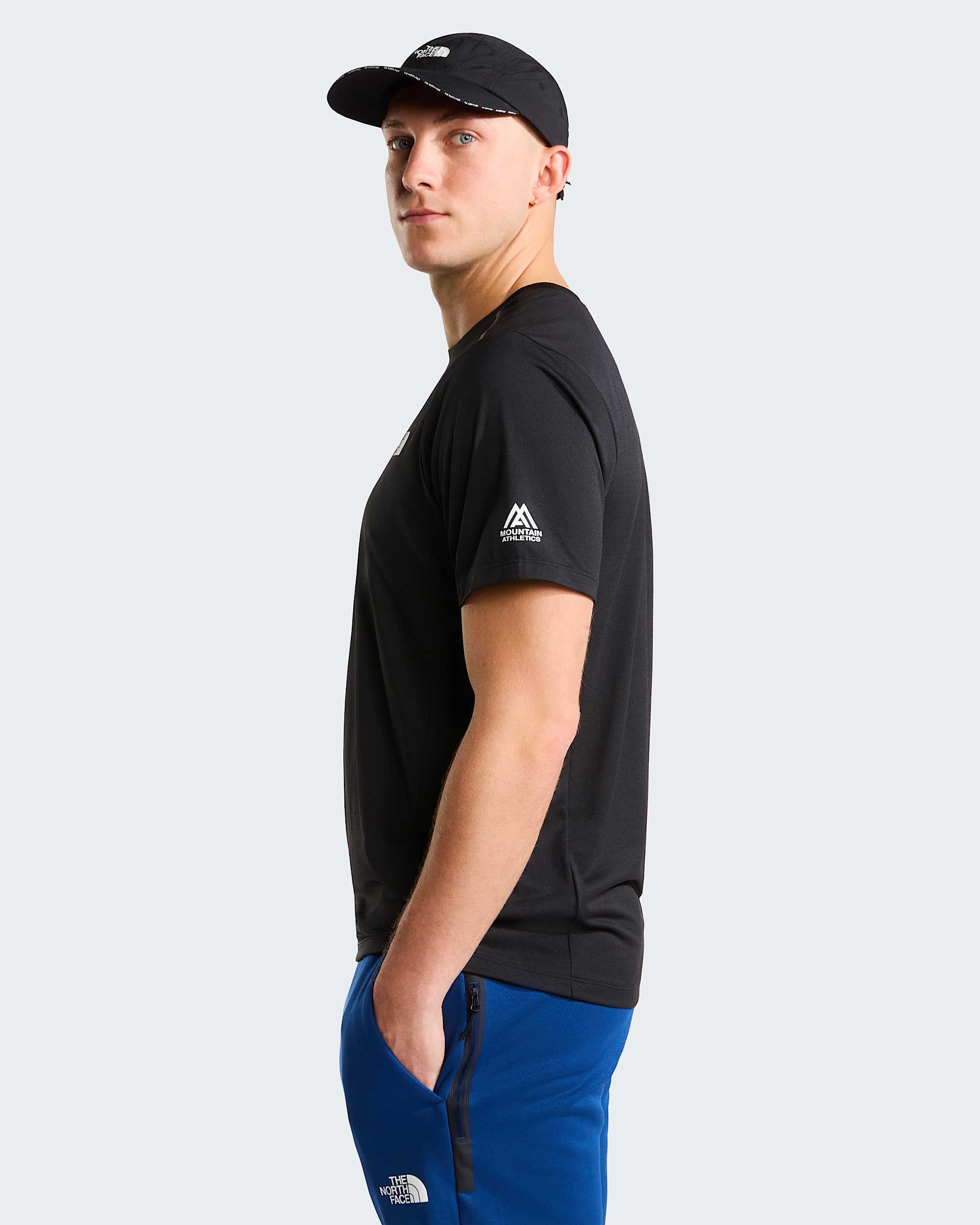 Tshirt Mountain Athletics Tape da uomo TNF alt6