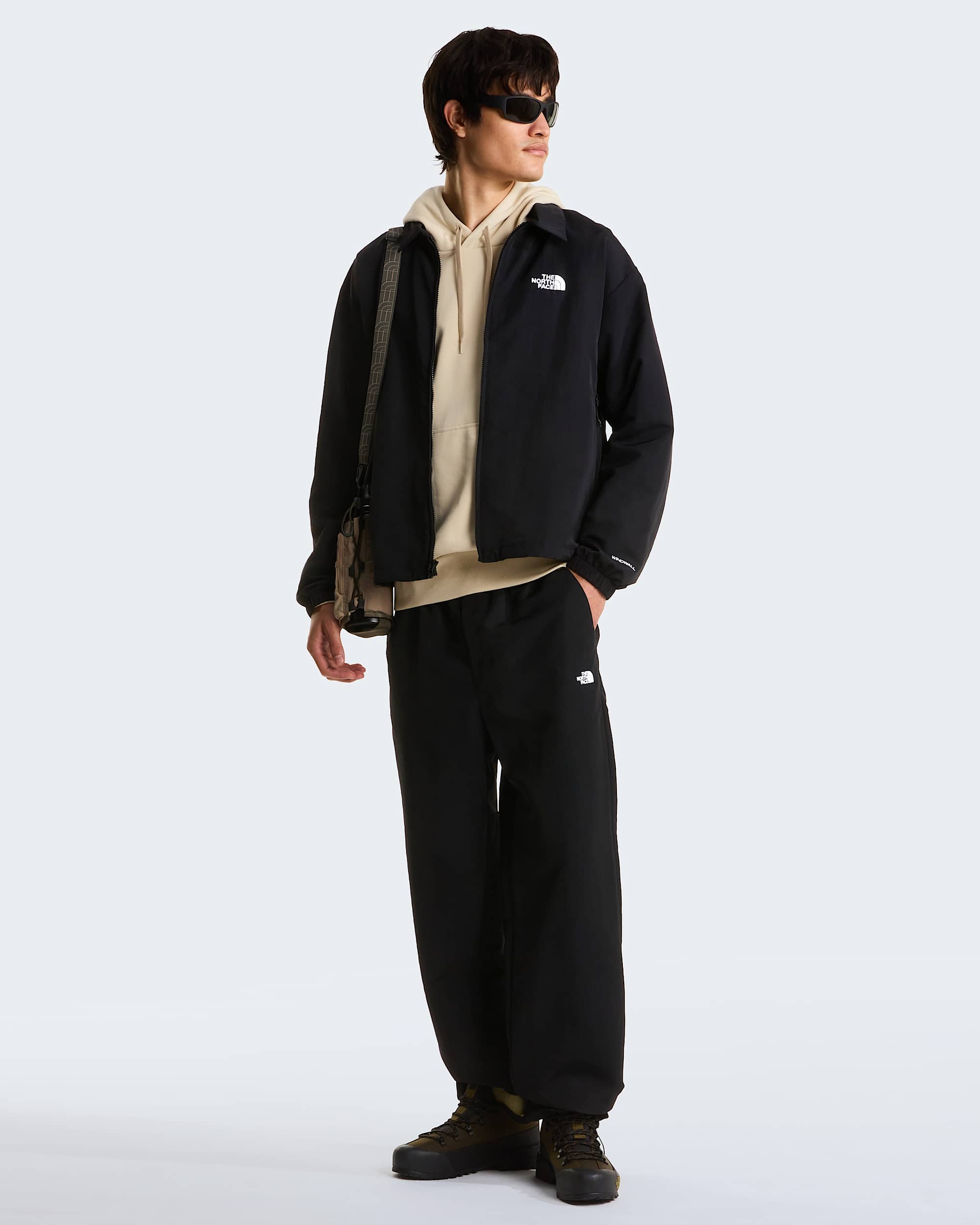 Mens TNF Easy Wind Trousers TNF alt5