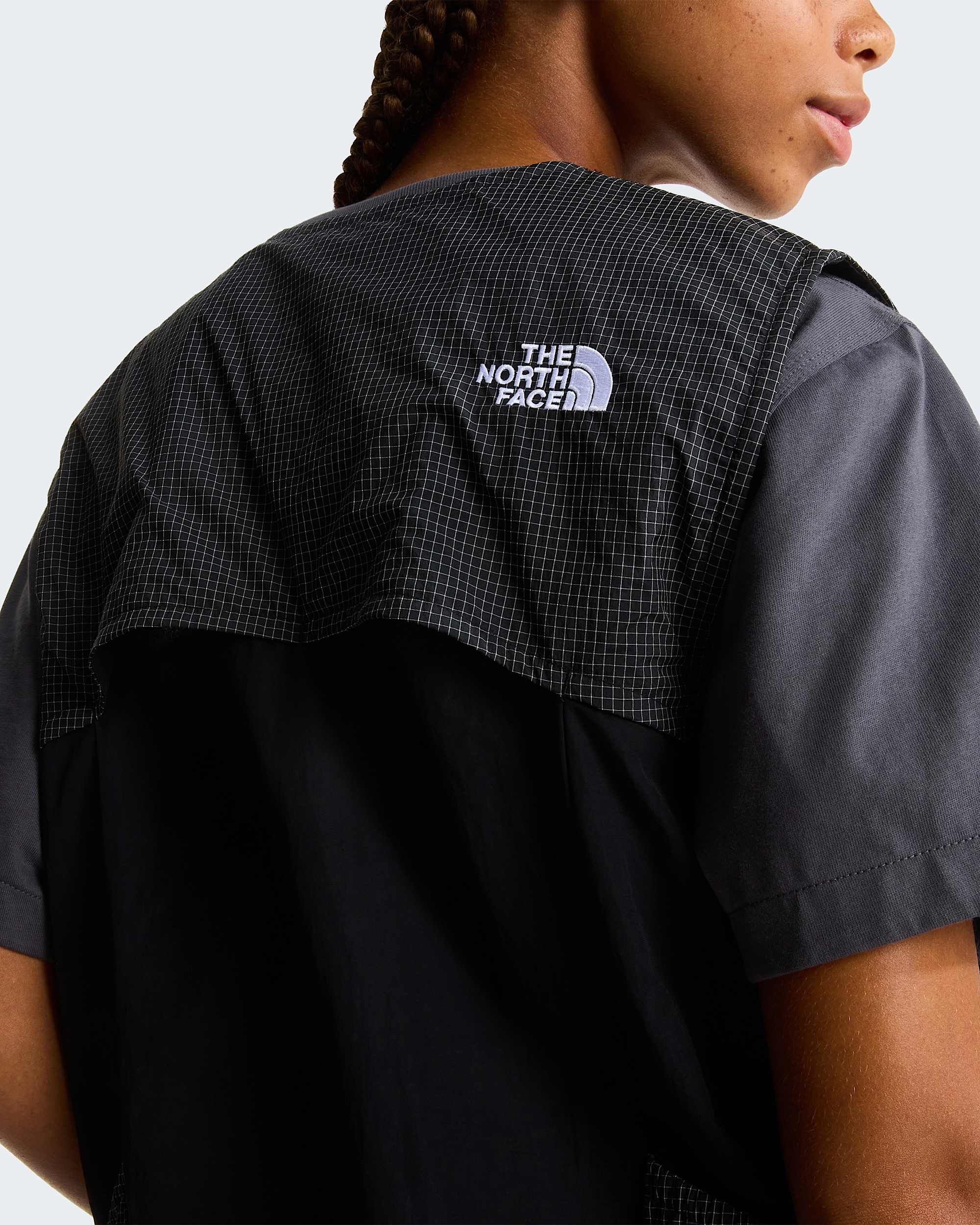 NSE Tech Weste in Unisex TNF alt20