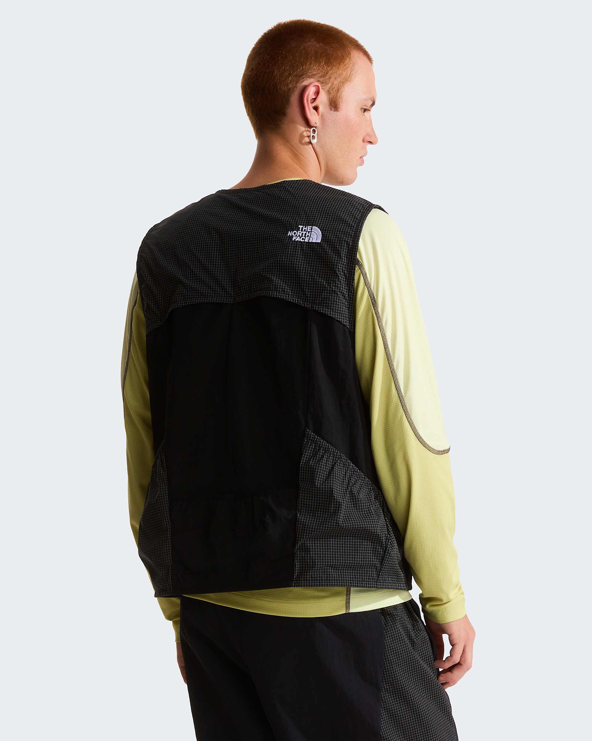 NSE Tech Weste in Unisex TNF alt7