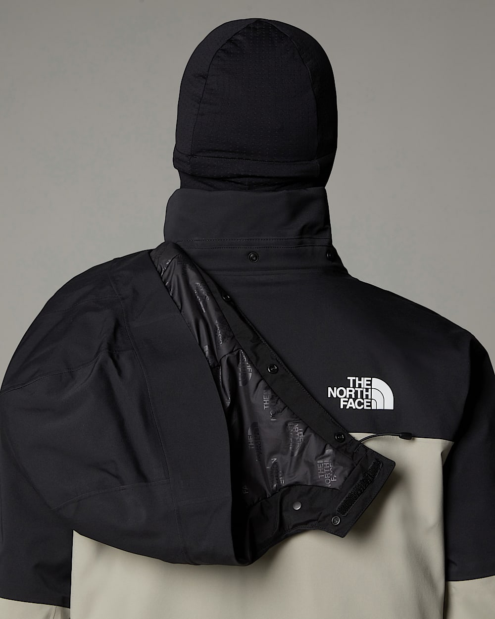 Mens Chakal Jacket TNF ALT6