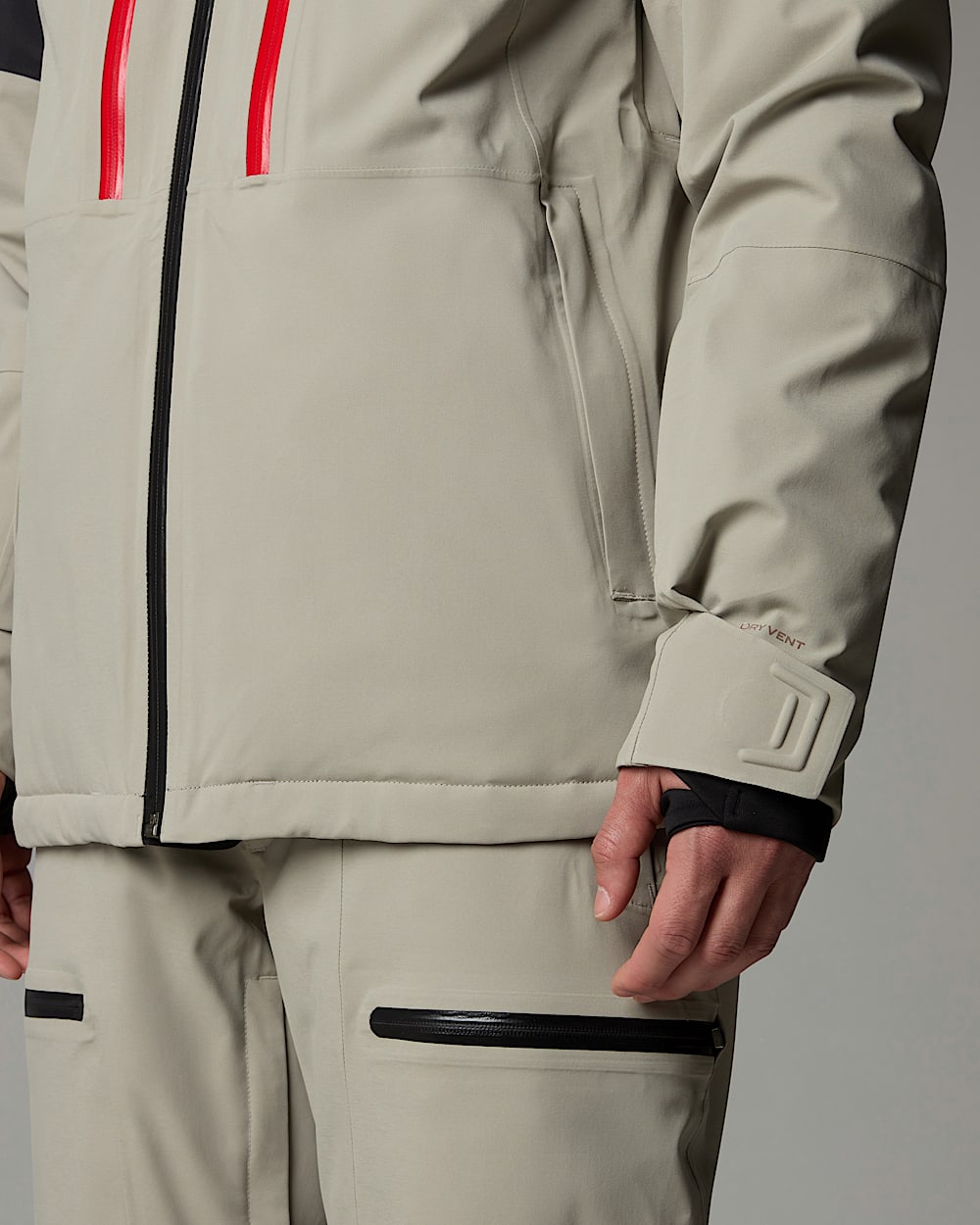 Mens Chakal Jacket TNF ALT10
