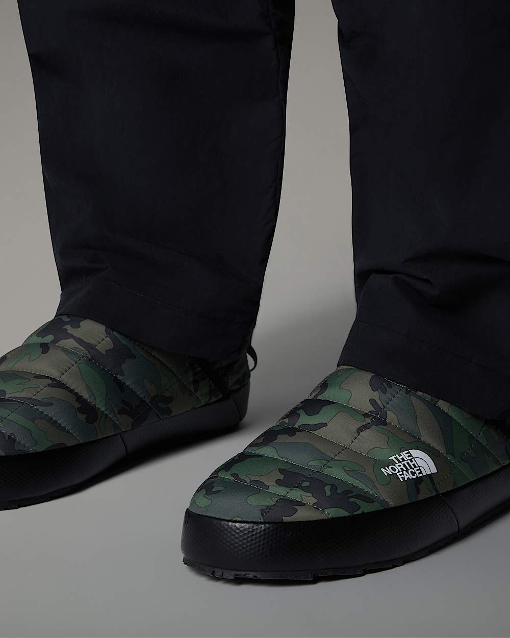 Pantofole Thermoball V Traction da uomo TNF Thyme Brushwood Camo PrintThyme ALT2