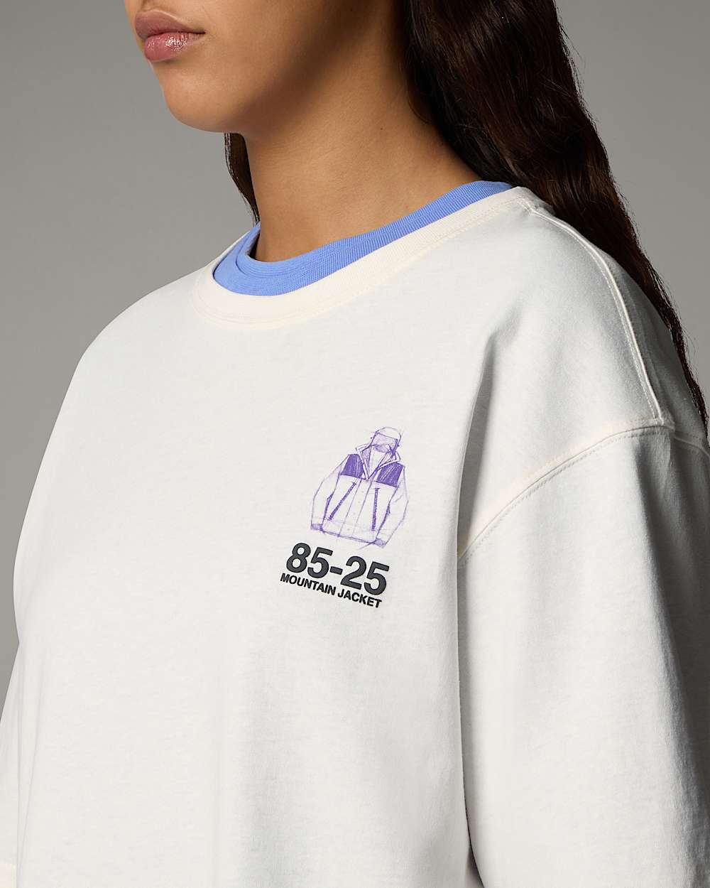 Mountain Jacket Anniversary relaxed Tshirt TNF alt9