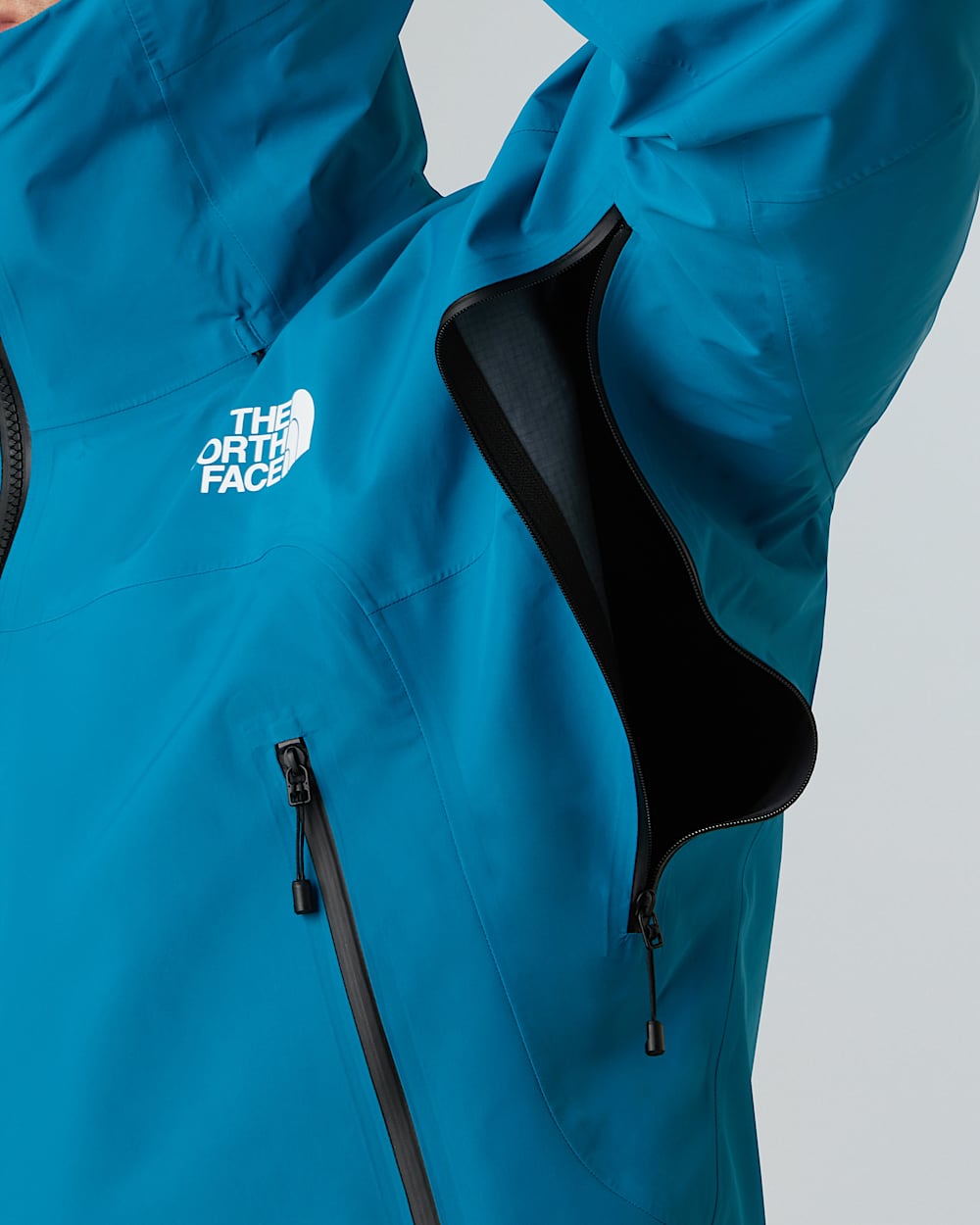Mens Summit Cayesh GORETEX Pro Jacket TNF ALT6