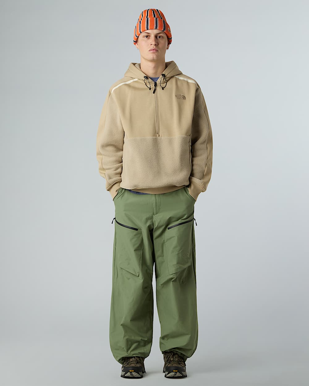 Sweat  capuche Gorpcore NSE unisexe TNF ALT3