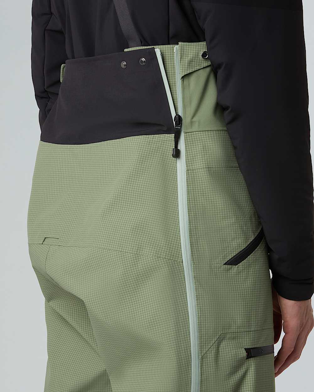 Mens Summit Tsirku GORETEX Pro Bib Trousers TNF ALT7