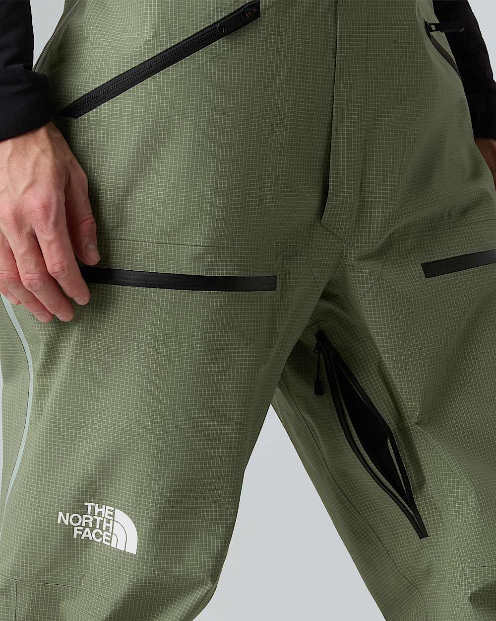 Mens Summit Tsirku GORETEX Pro Bib Trousers TNF ALT8