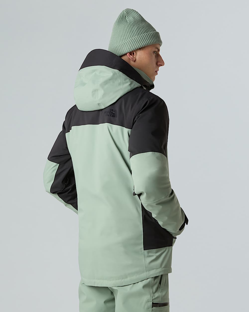 Mens Chakal Jacket TNF alt2