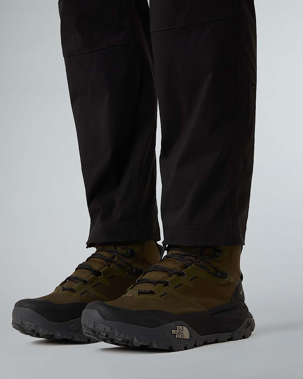 Mens Offtrail GORETEX Hiking Boots TNF ALT4
