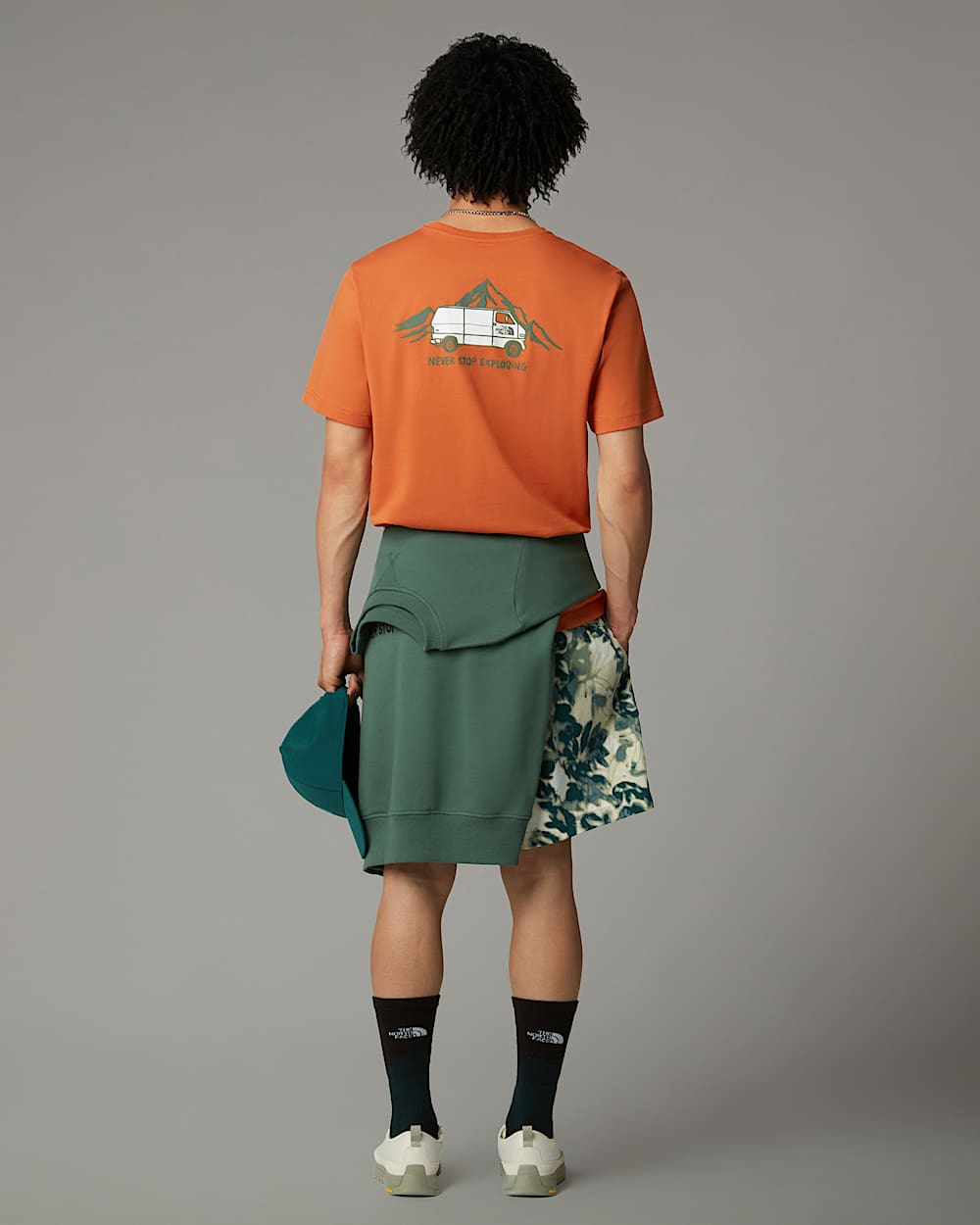 Mens Outdoor Graphic TShirt TNF ALT6