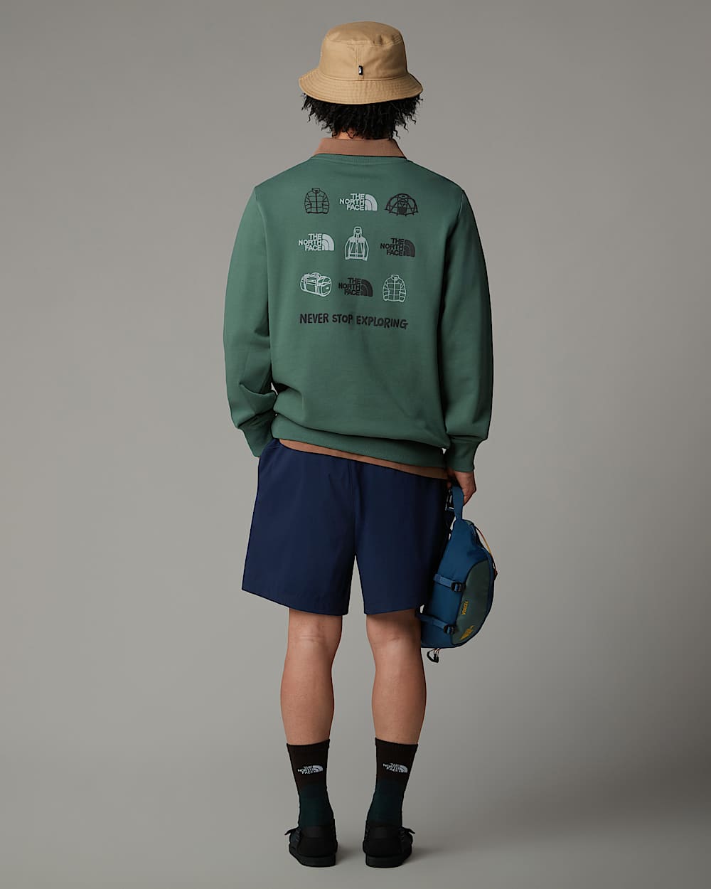 Mens Outdoor Graphic Sweatshirt TNF ALT6