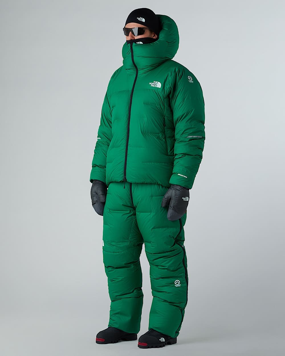 Mens Summit Cloud Down AMK Parka TNF ALT1