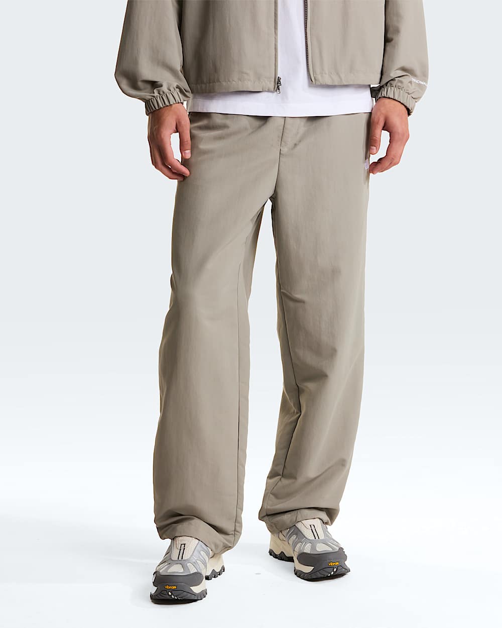 Mens TNF Easy Wind Trousers TNF HERO