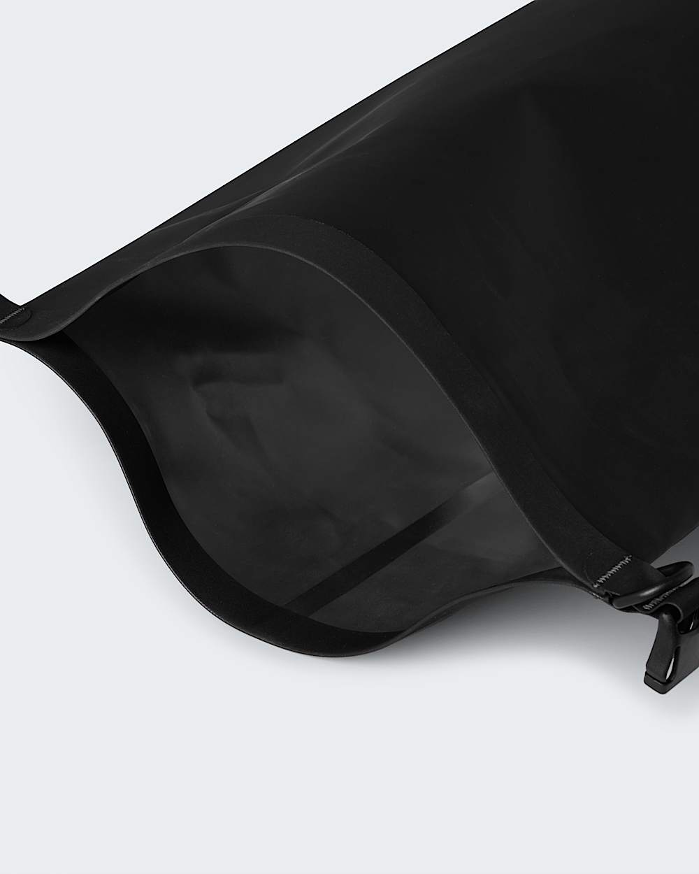 Base Camp Dry Bag  12L TNF ALT4