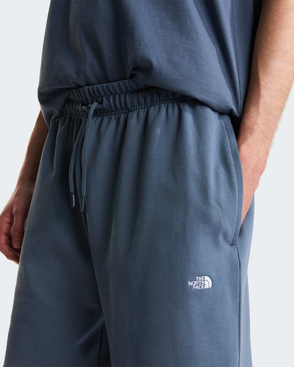 Mens Essential Light Relaxed Shorts TNF ALT4
