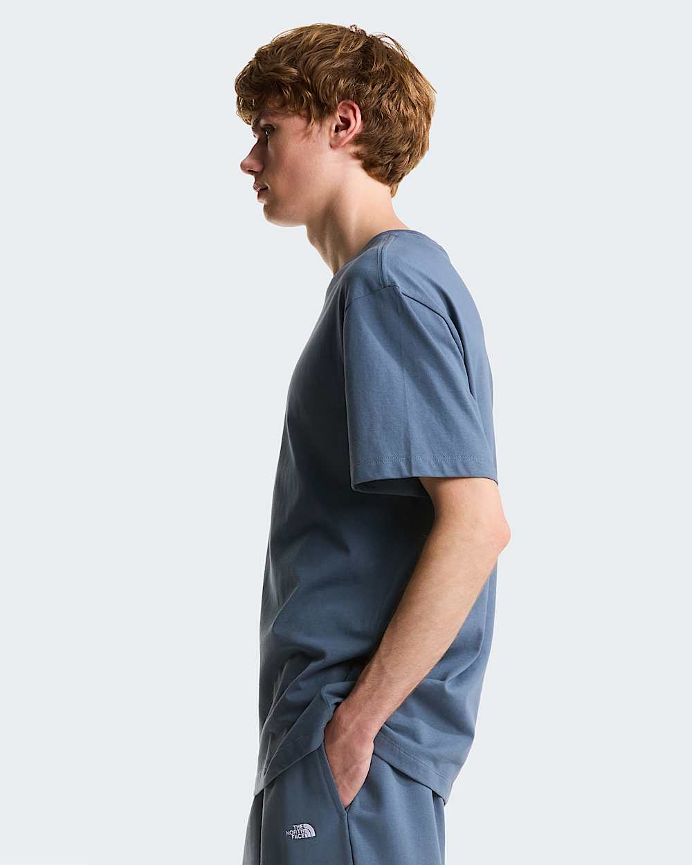 Tshirt dcontract Essential avec logo central pour homme TNF ALT2