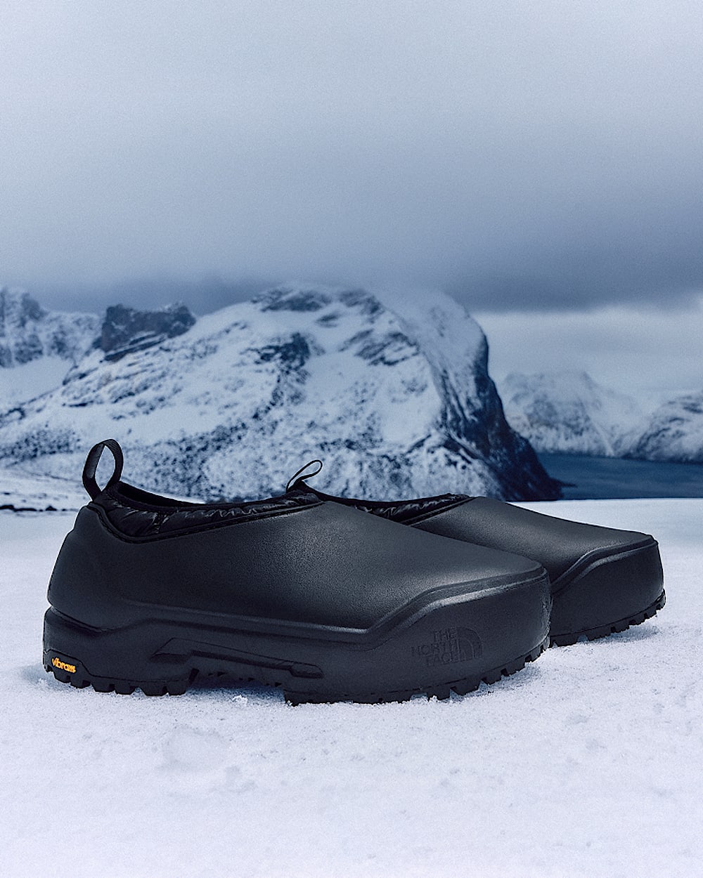 Base Camp Waterproof Mules TNF HERO