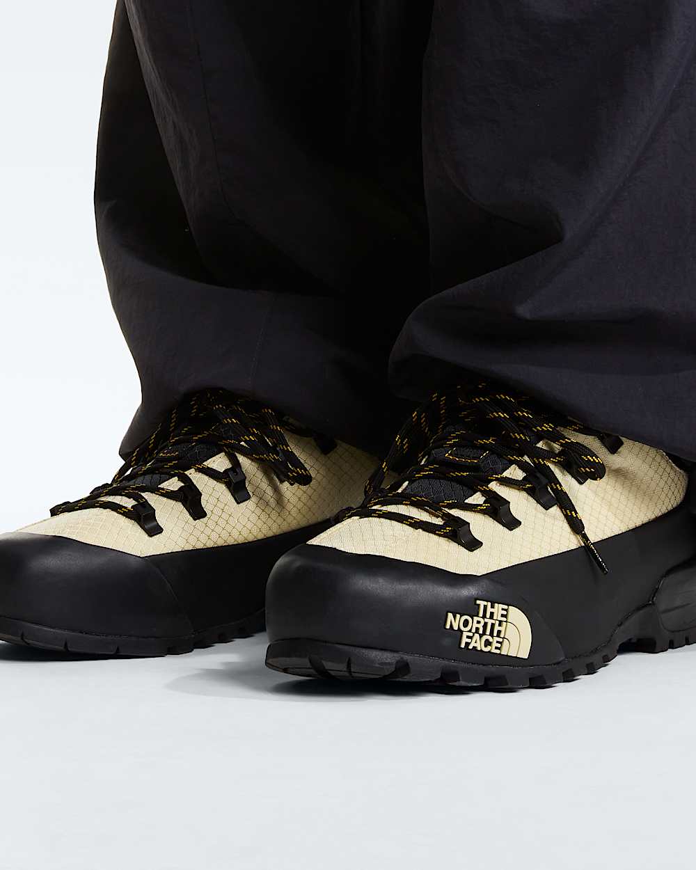Glenclyffe Schuhe TNF Desert StoneTNF Black ALT4