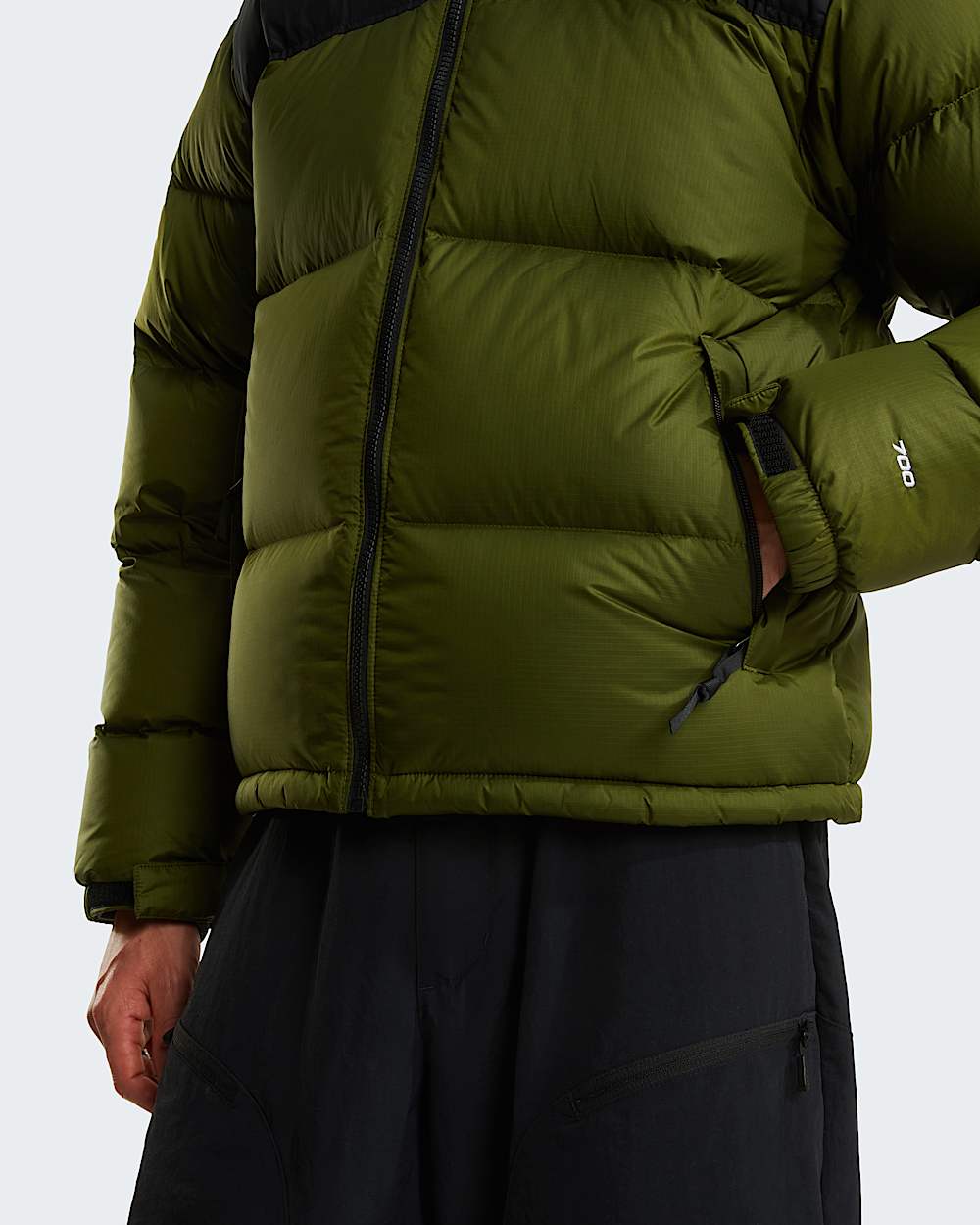 Mens 1996 Retro Nuptse Jacket TNF Woodland GreenTNF Black ALT6