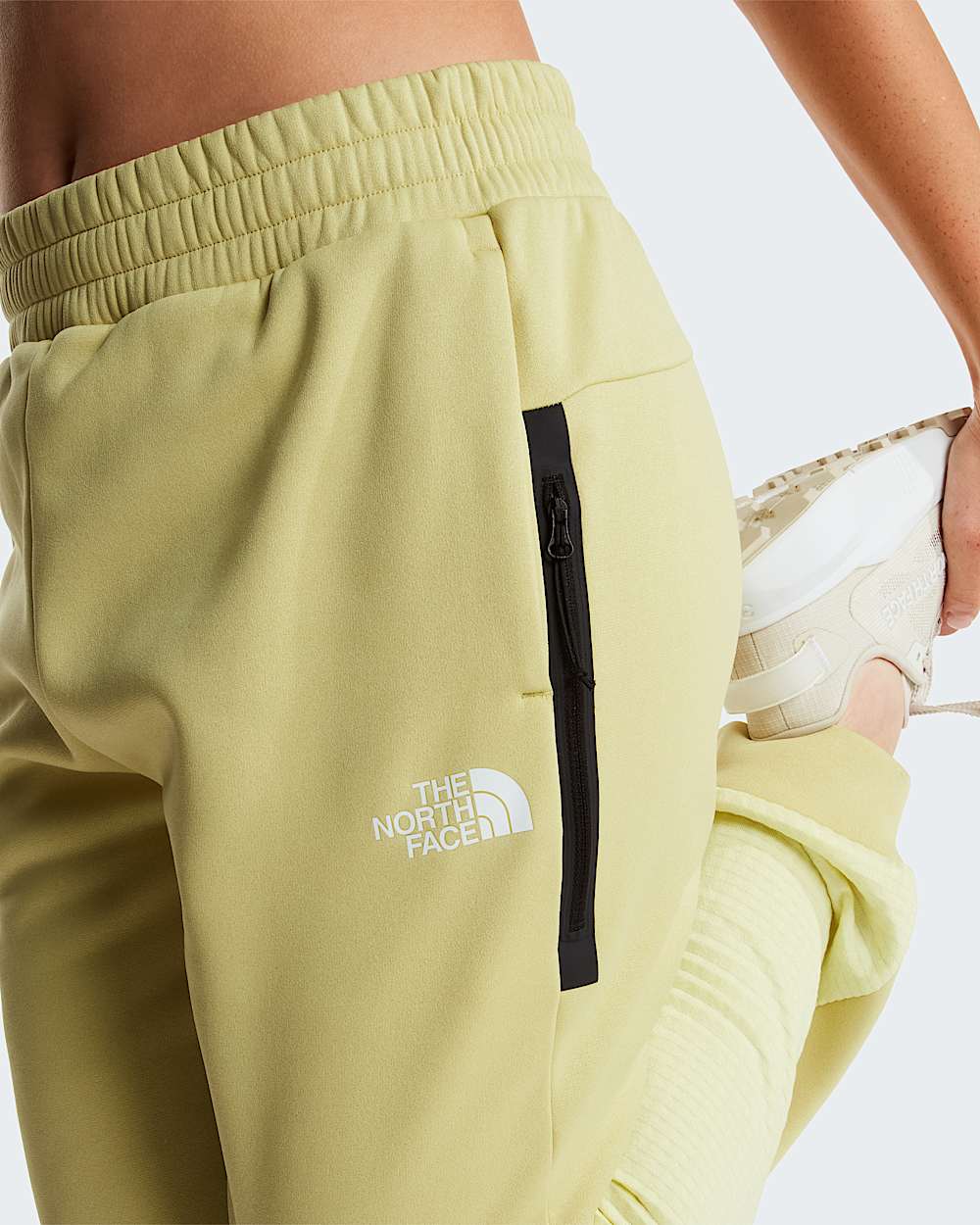 Joggers in pile Mountain Athletics da donna TNF Pear ALT4