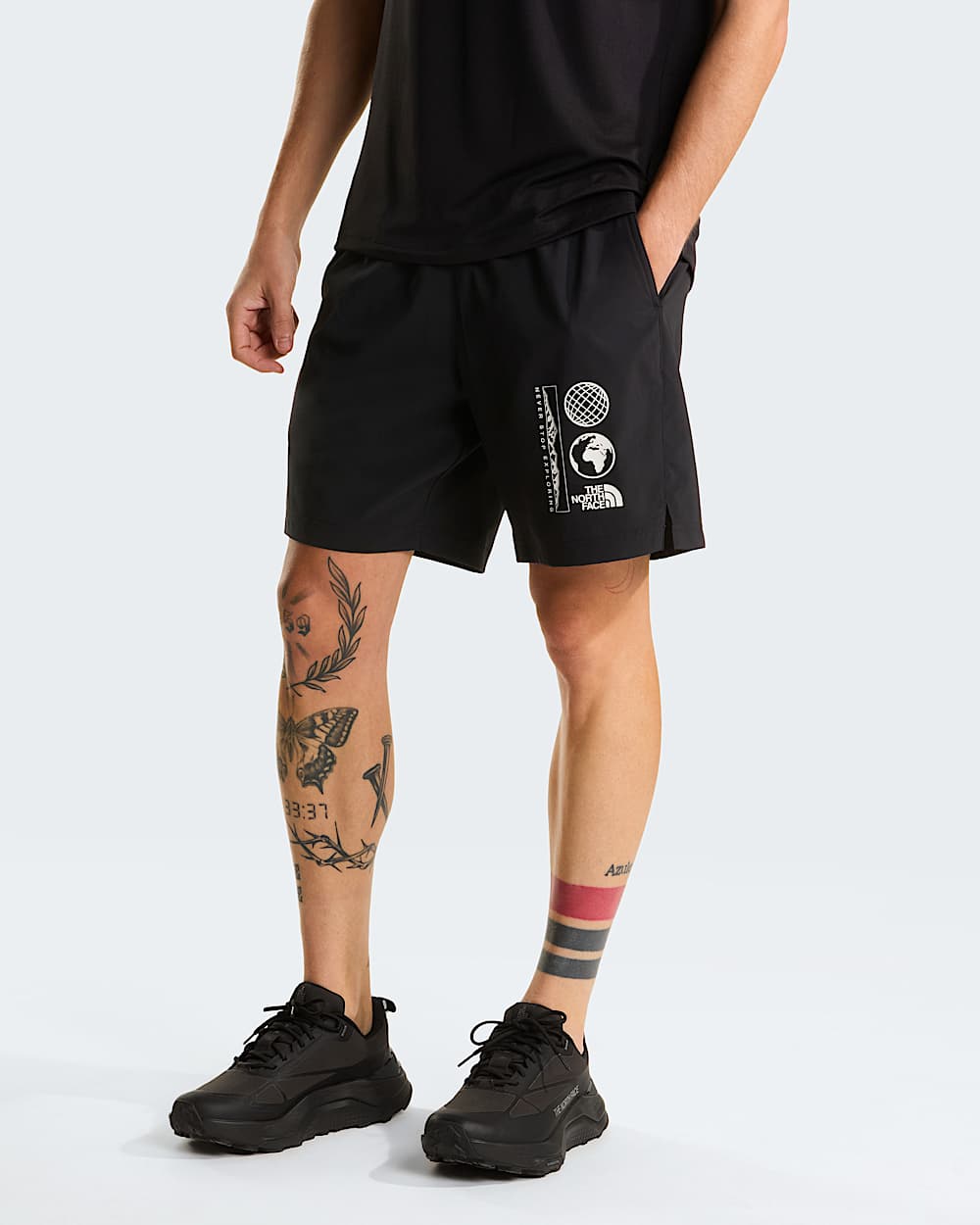 Mens 247 7 Graphic Shorts TNF HERO