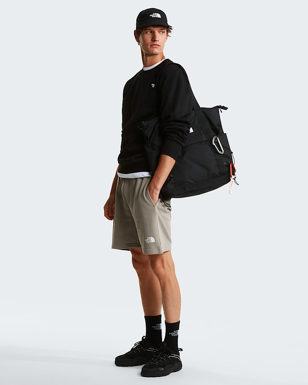 Mens Simple Dome Light Regular Shorts TNF ALT1