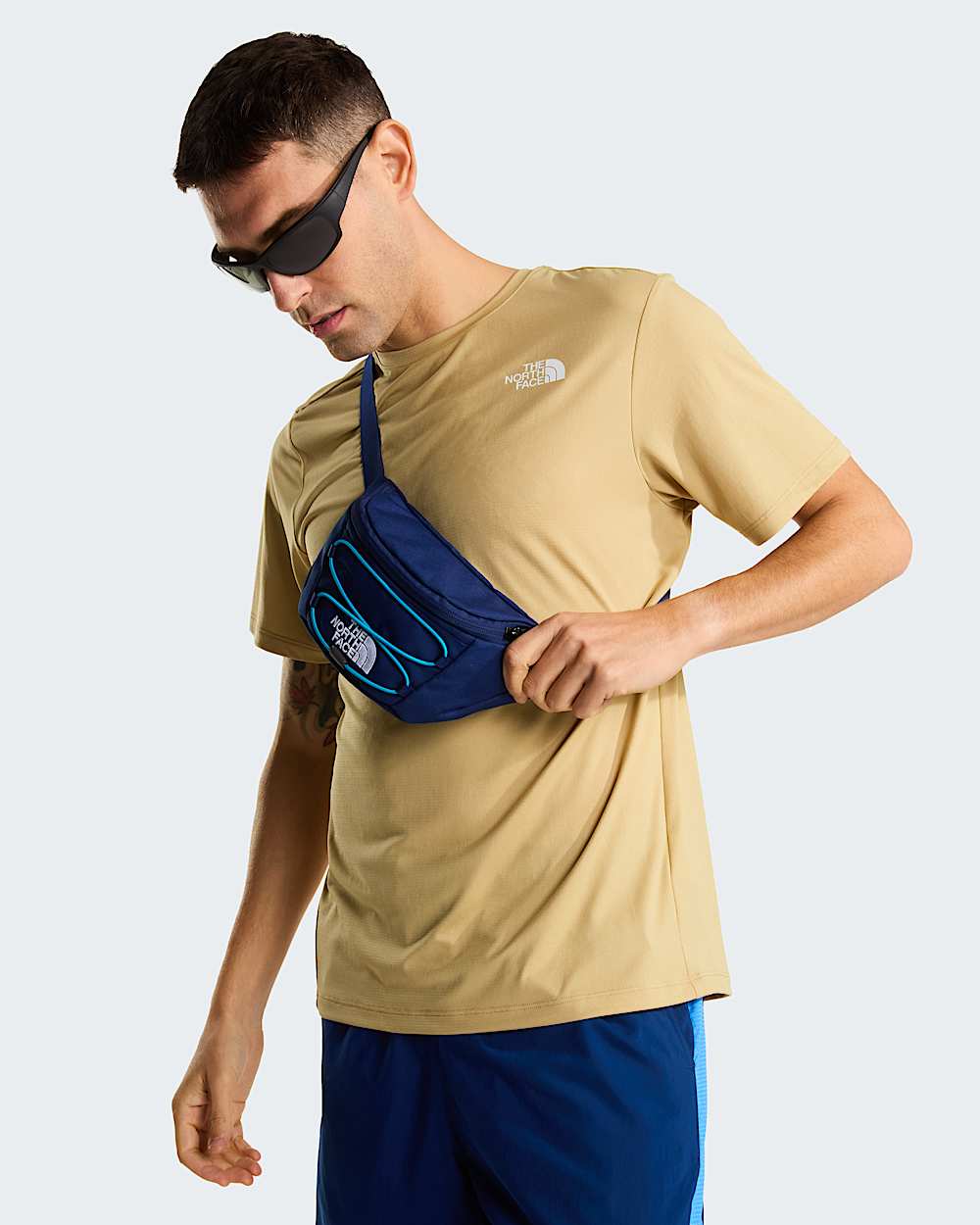 Mens 247 Colourblock Shorts TNF ALT5