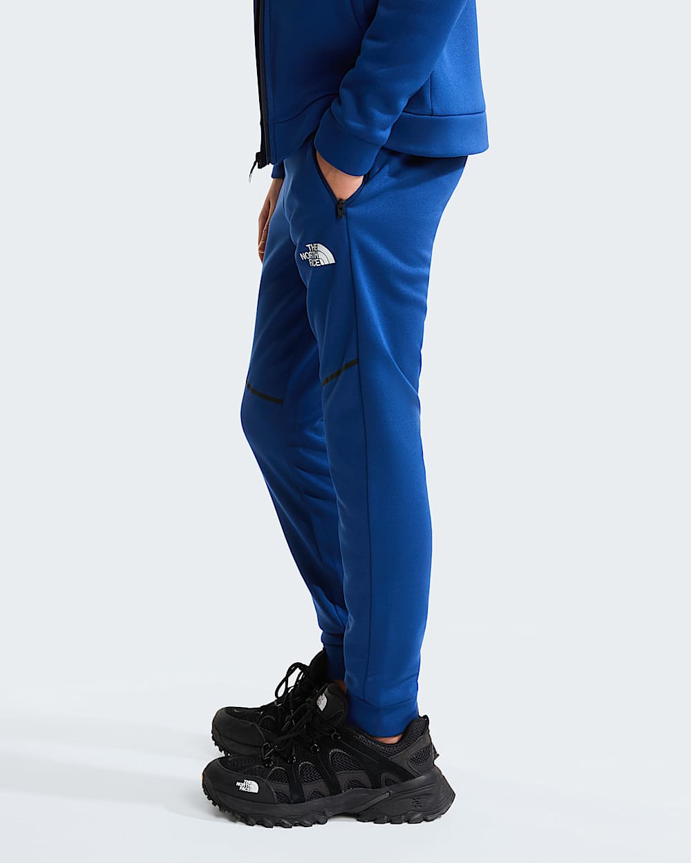 Teens Mountain Athletics Joggers TNF ALT2