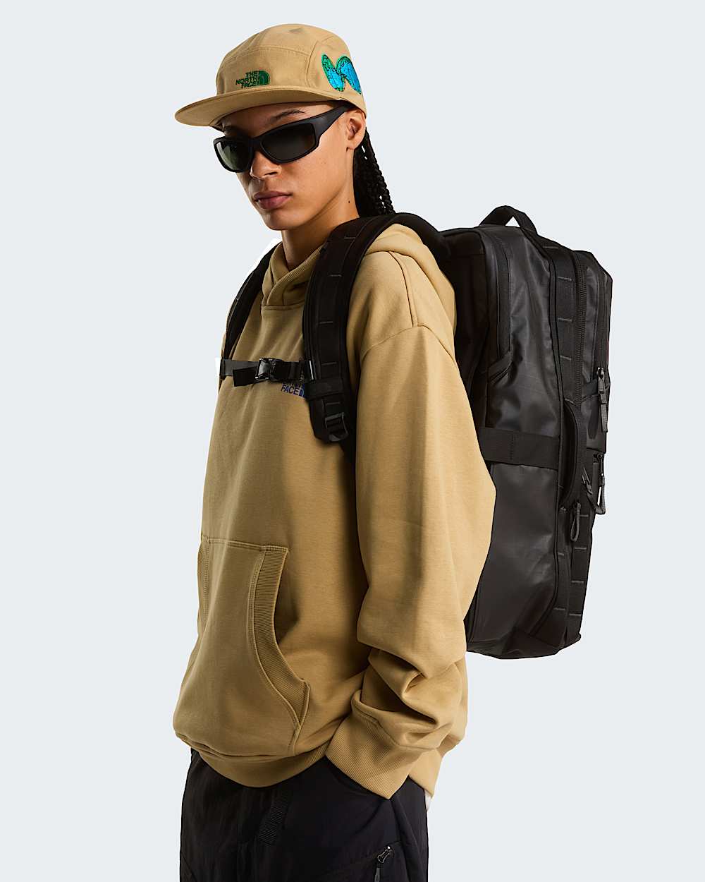 Base Camp Voyager Daypack  Large TNF ALT8