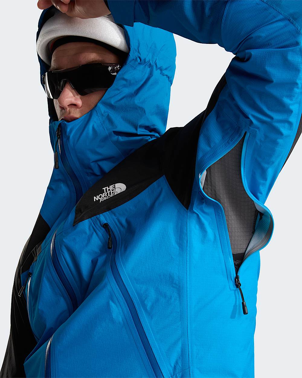 Mens Signal 25L DryVent Jacket TNF ALT10