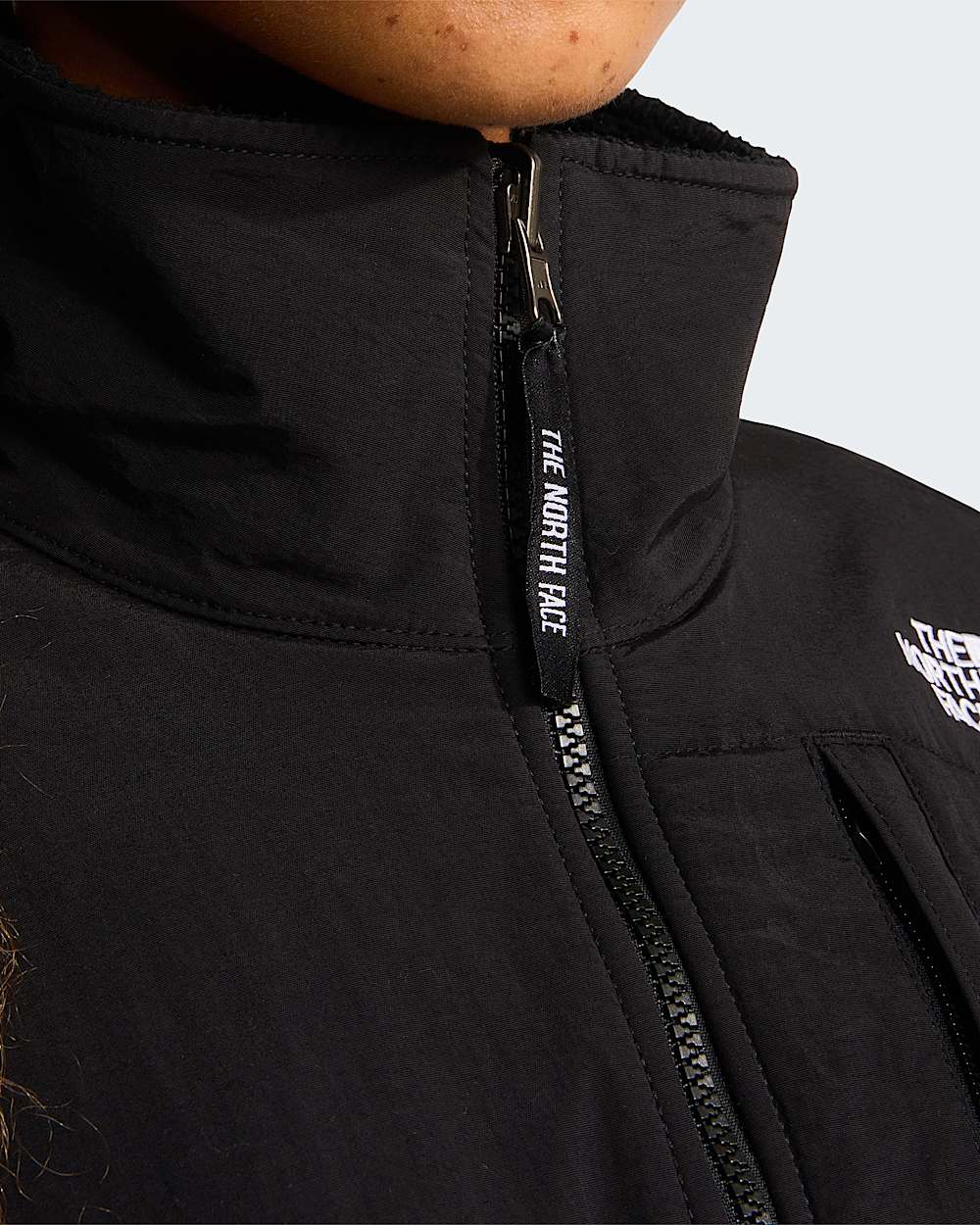 Womens Retro Denali Jacket TNF ALT6