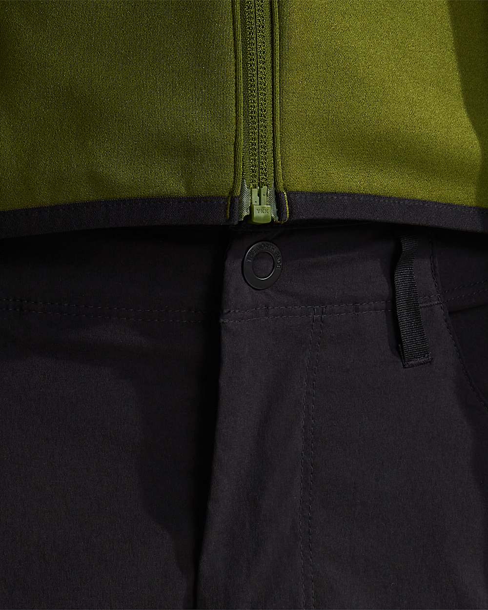 Mens Exploration Cargo Shorts TNF ALT6
