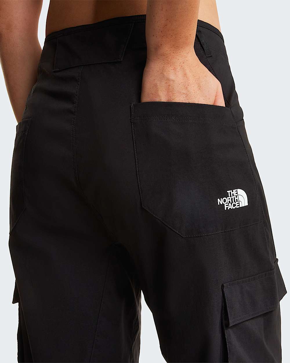 Womens Exploration Cargo Trousers TNF ALT6